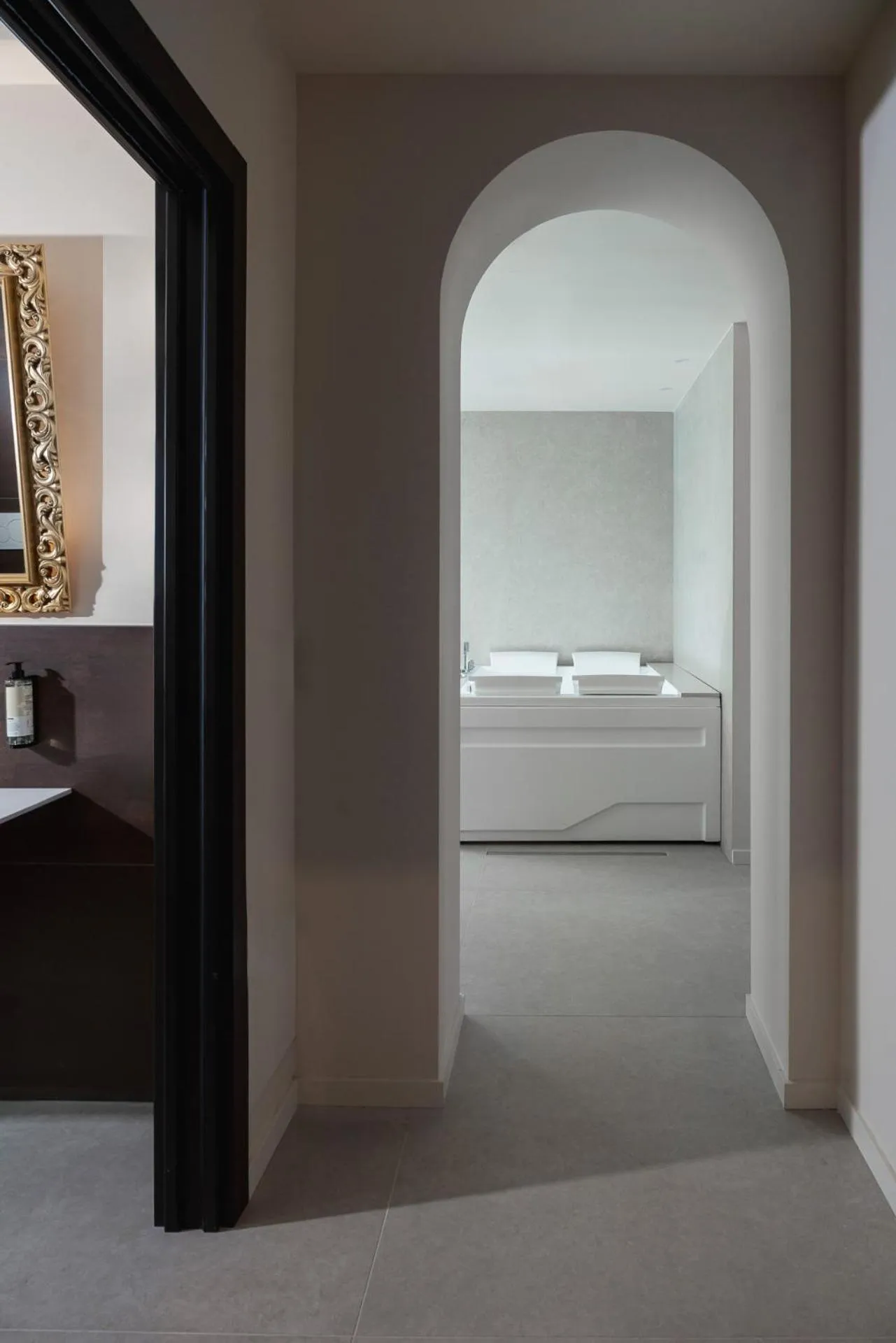 Photo of the whole room, Bed in Hotel Parma e Oriente Wellness & Spa