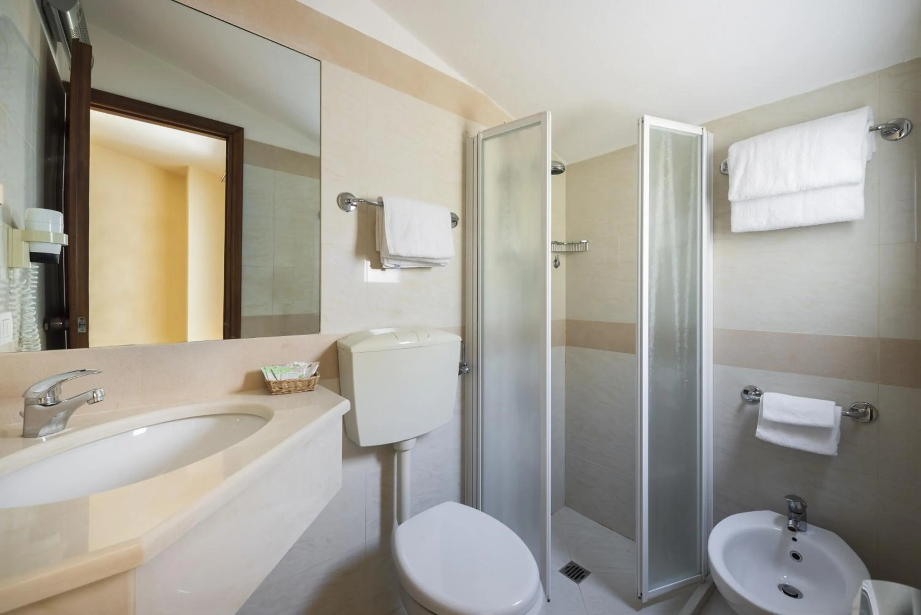 Bathroom in Hotel Parma e Oriente Wellness & Spa