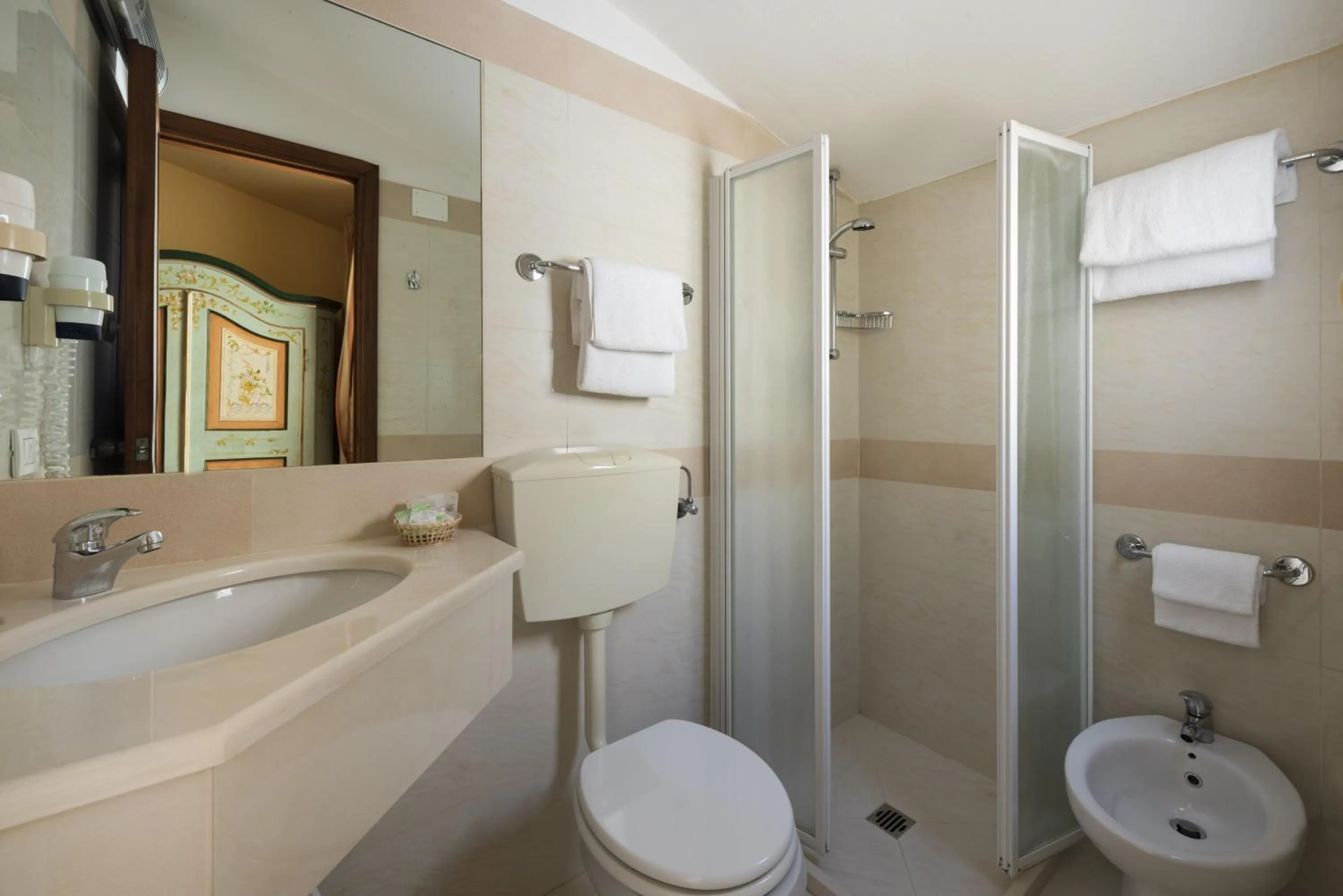 Bathroom in Hotel Parma e Oriente Wellness & Spa