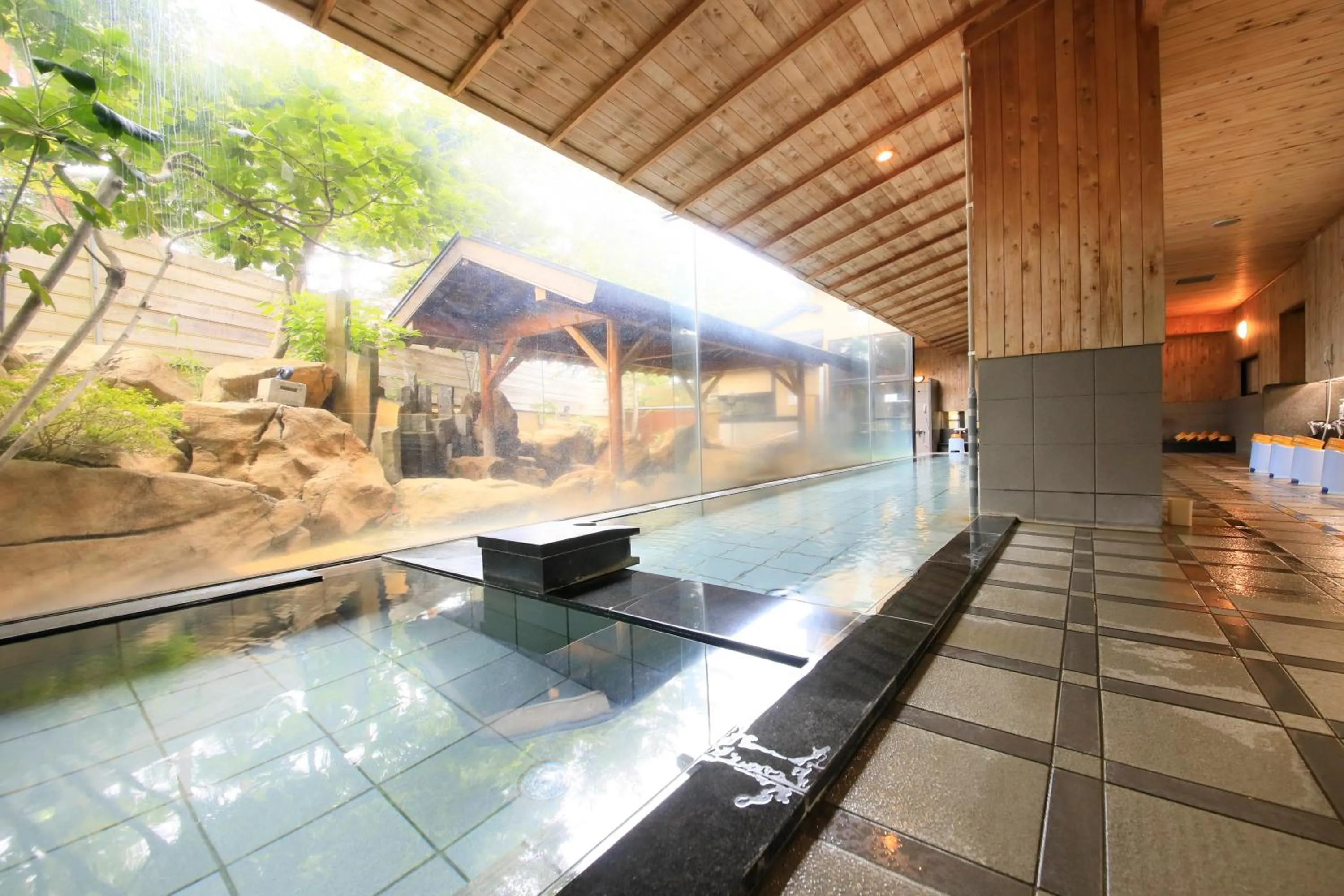 Public Bath in Hotel Keisui