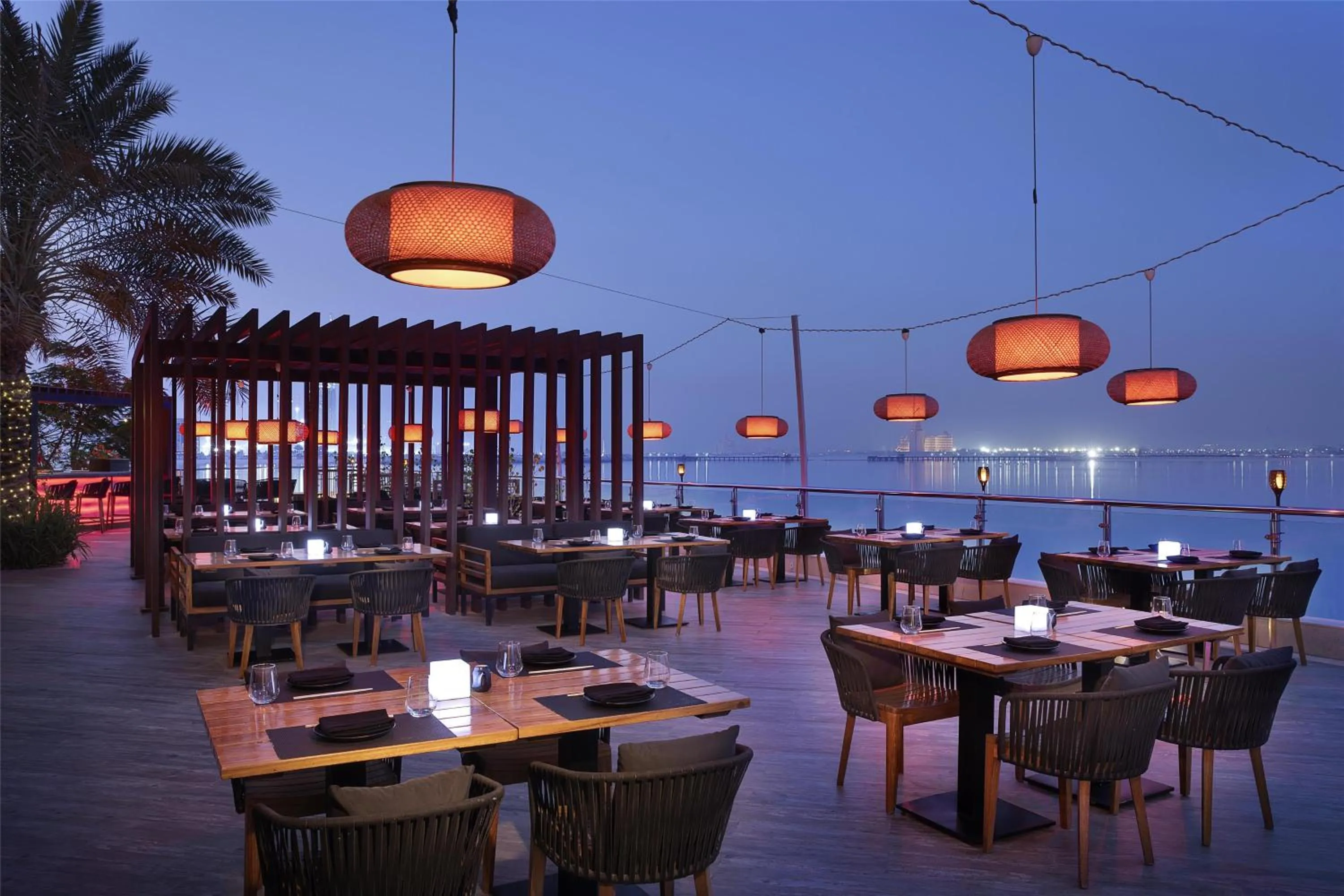 Restaurant/places to eat in DoubleTree by Hilton Resort & Spa Marjan Island