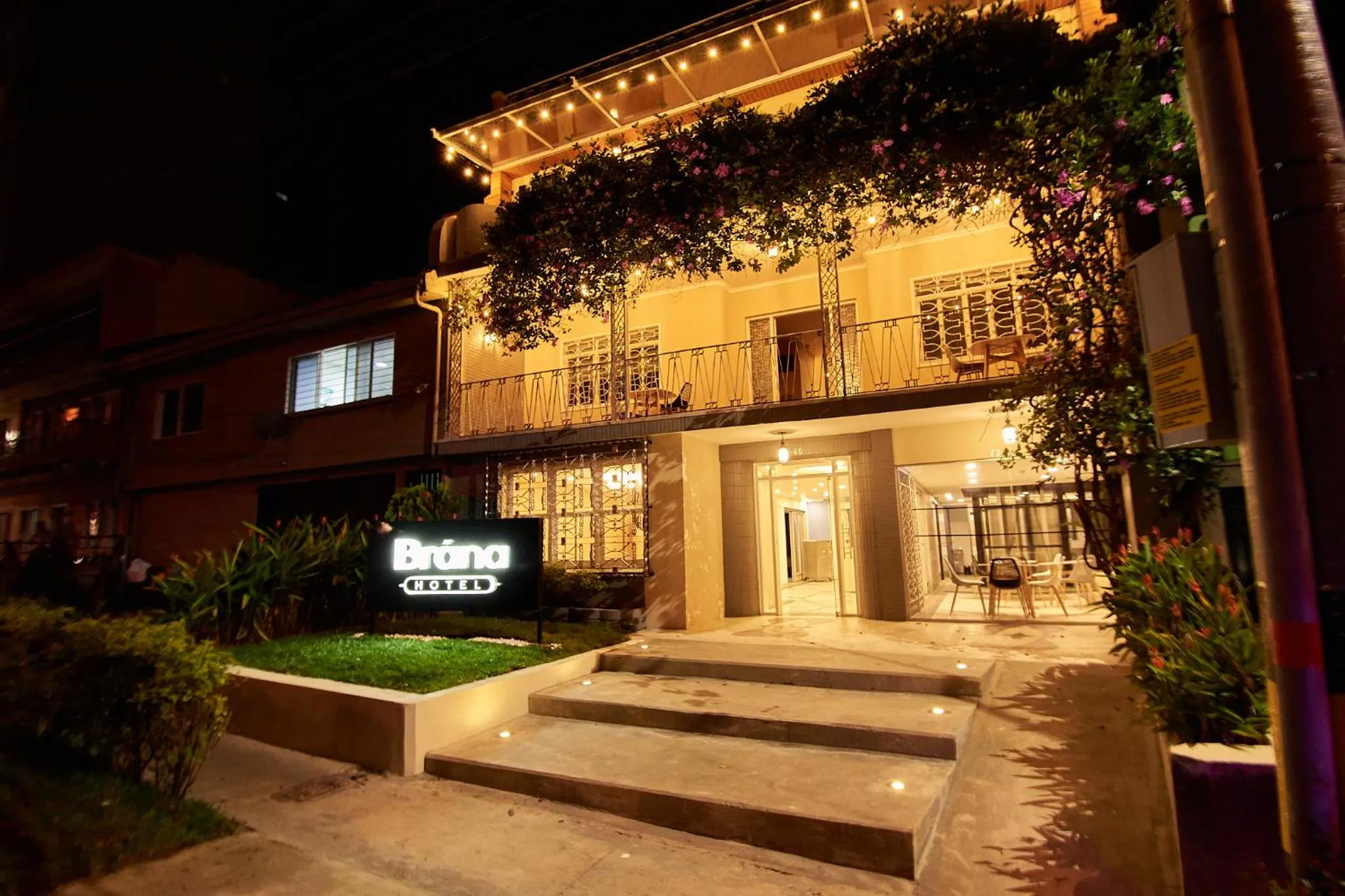 Facade/entrance in Brana by Bernalo Hotels