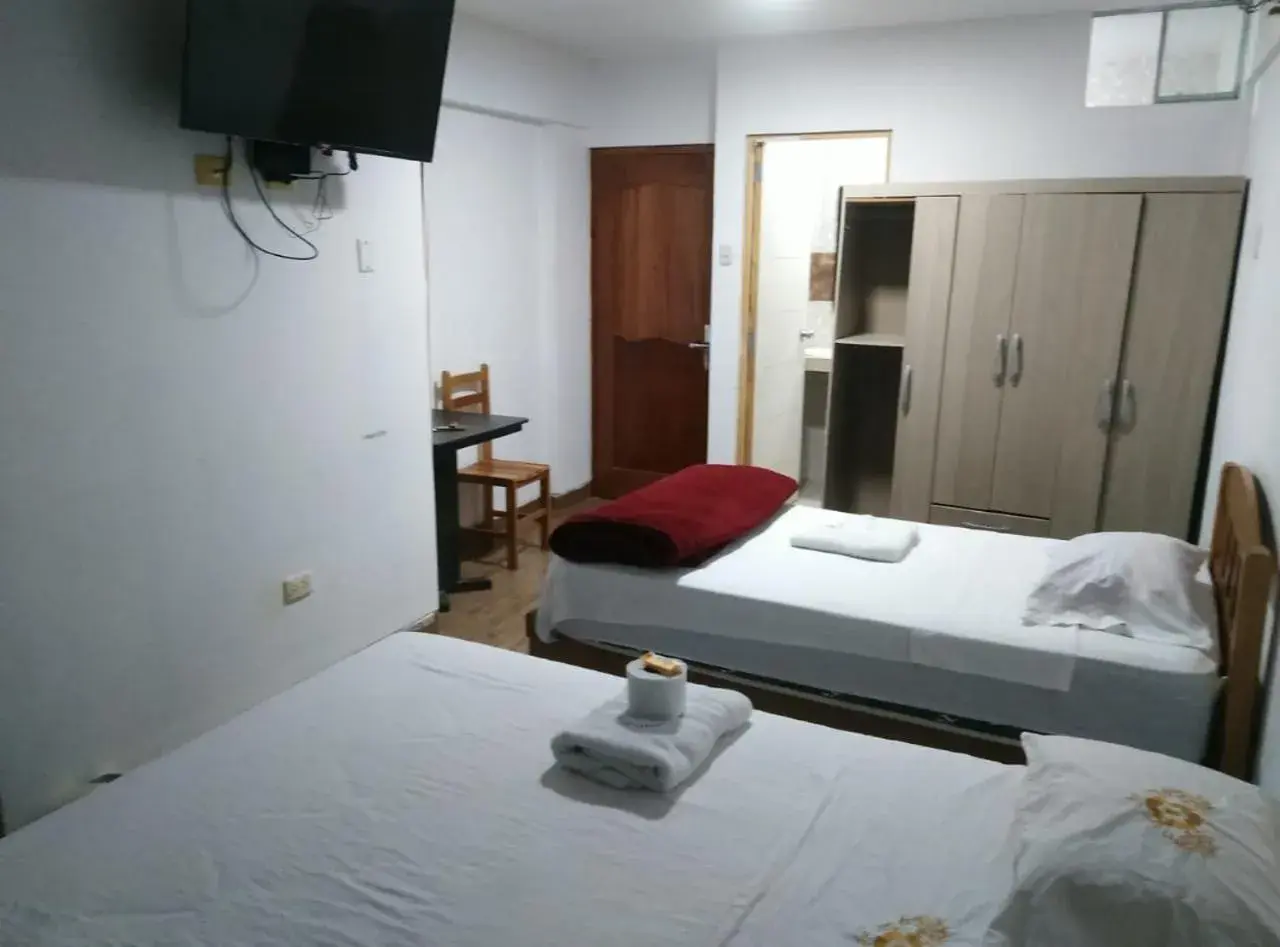 Superior Twin Room in Hotel Royal Olympic Superior Twin Room in Hotel Royal Olympic