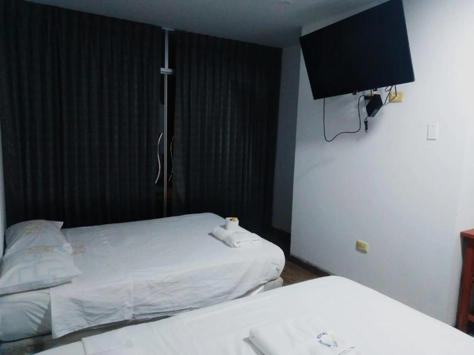 Bed in Hotel Royal Olympic