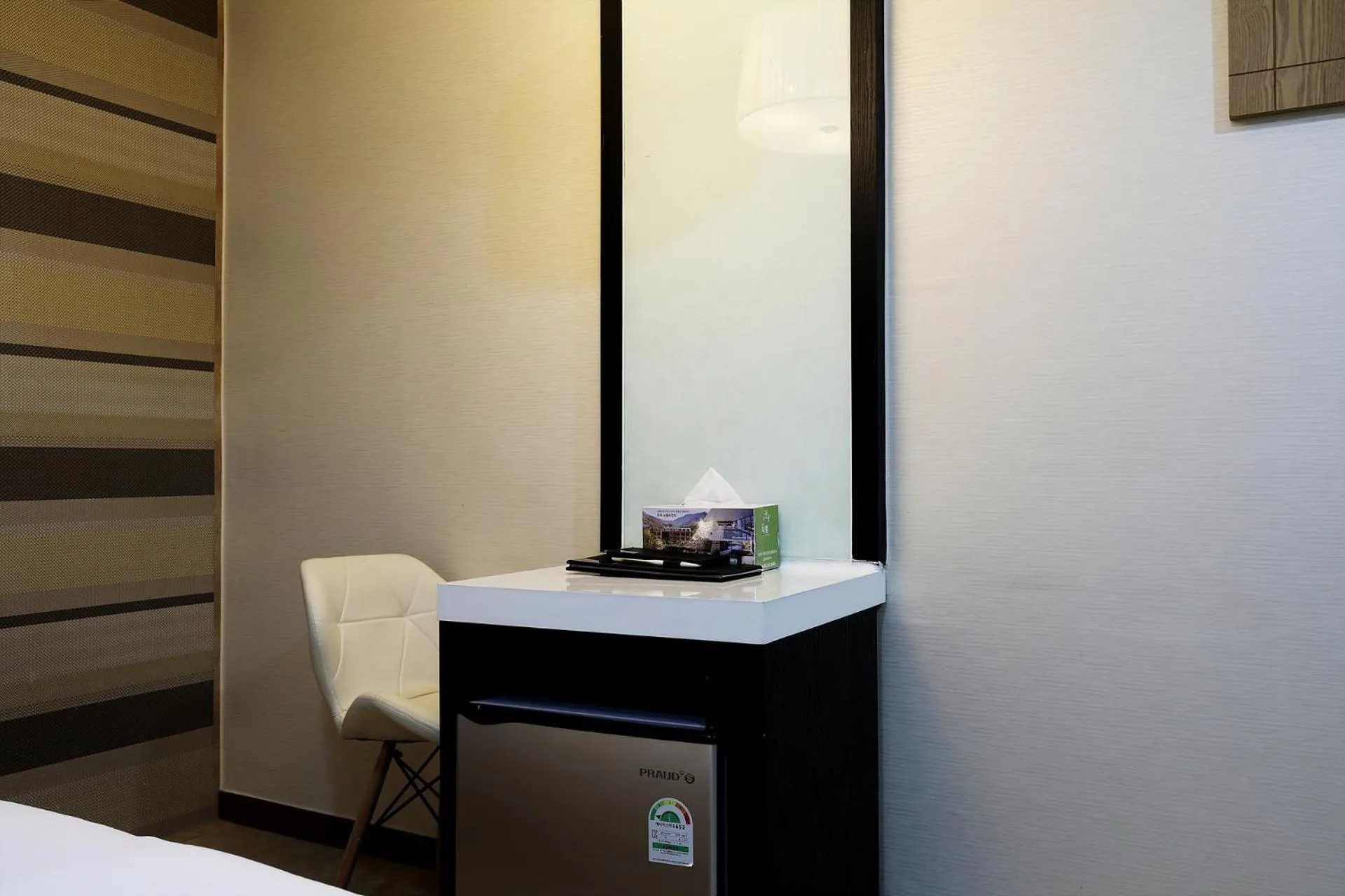 hair dresser in White Tourist Hotel