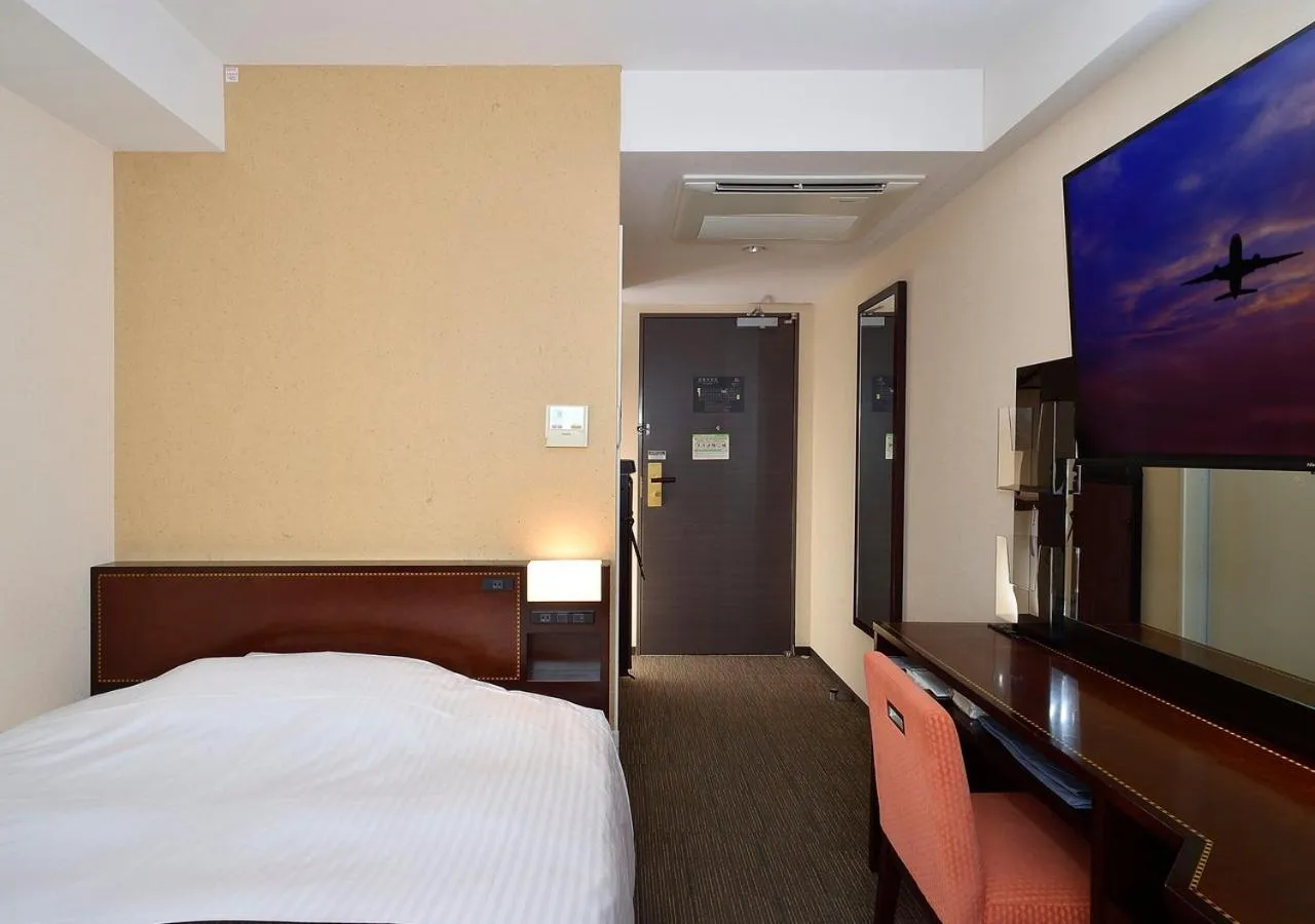 Bed in APA Hotel Haneda Anamori Inari Ekimae