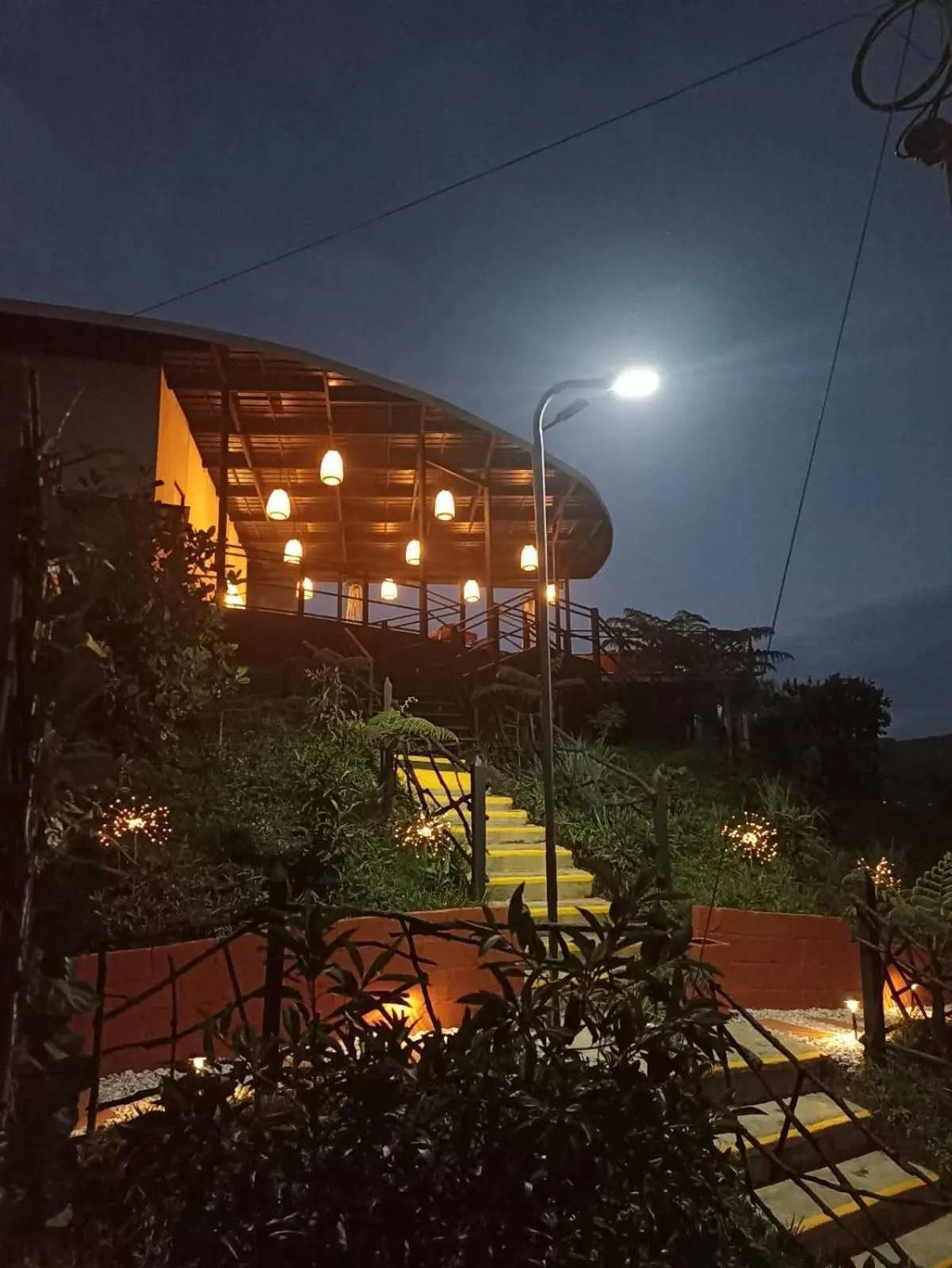 Restaurant/places to eat in Glamping The Mountain