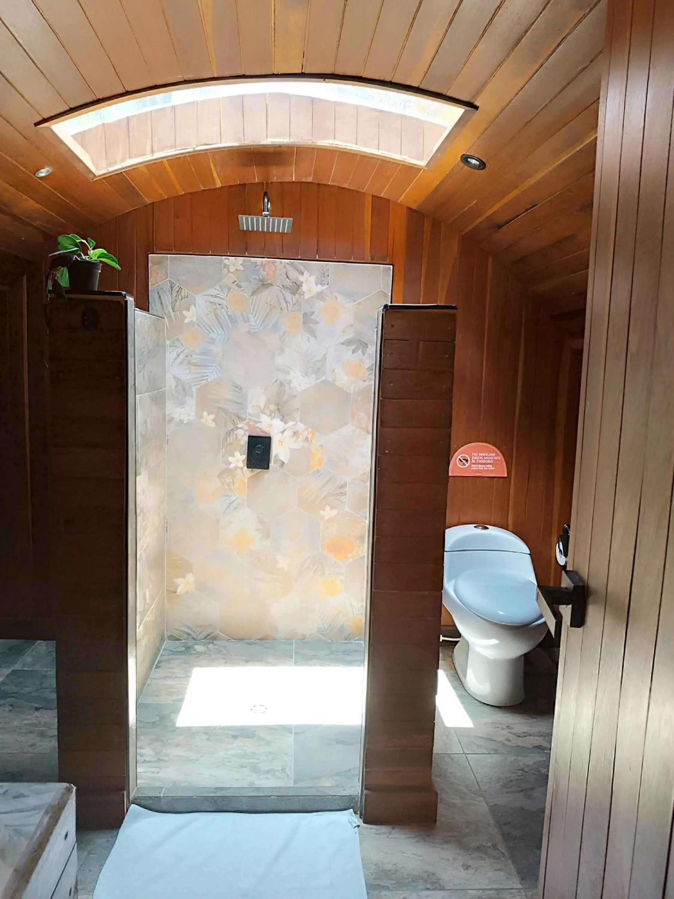 Shower in Glamping The Mountain