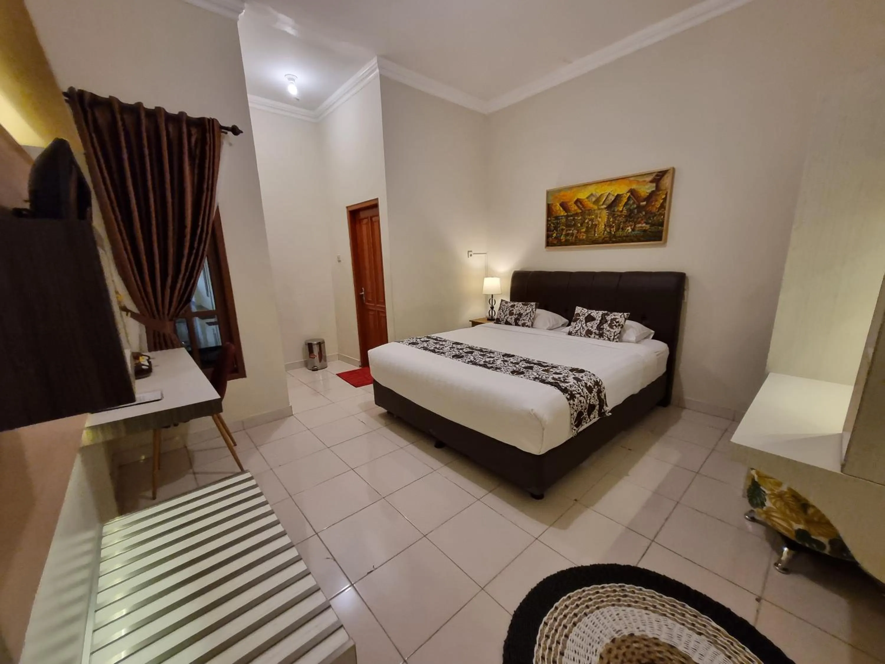 Bedroom, Bed in Omah Nayan Guesthouse