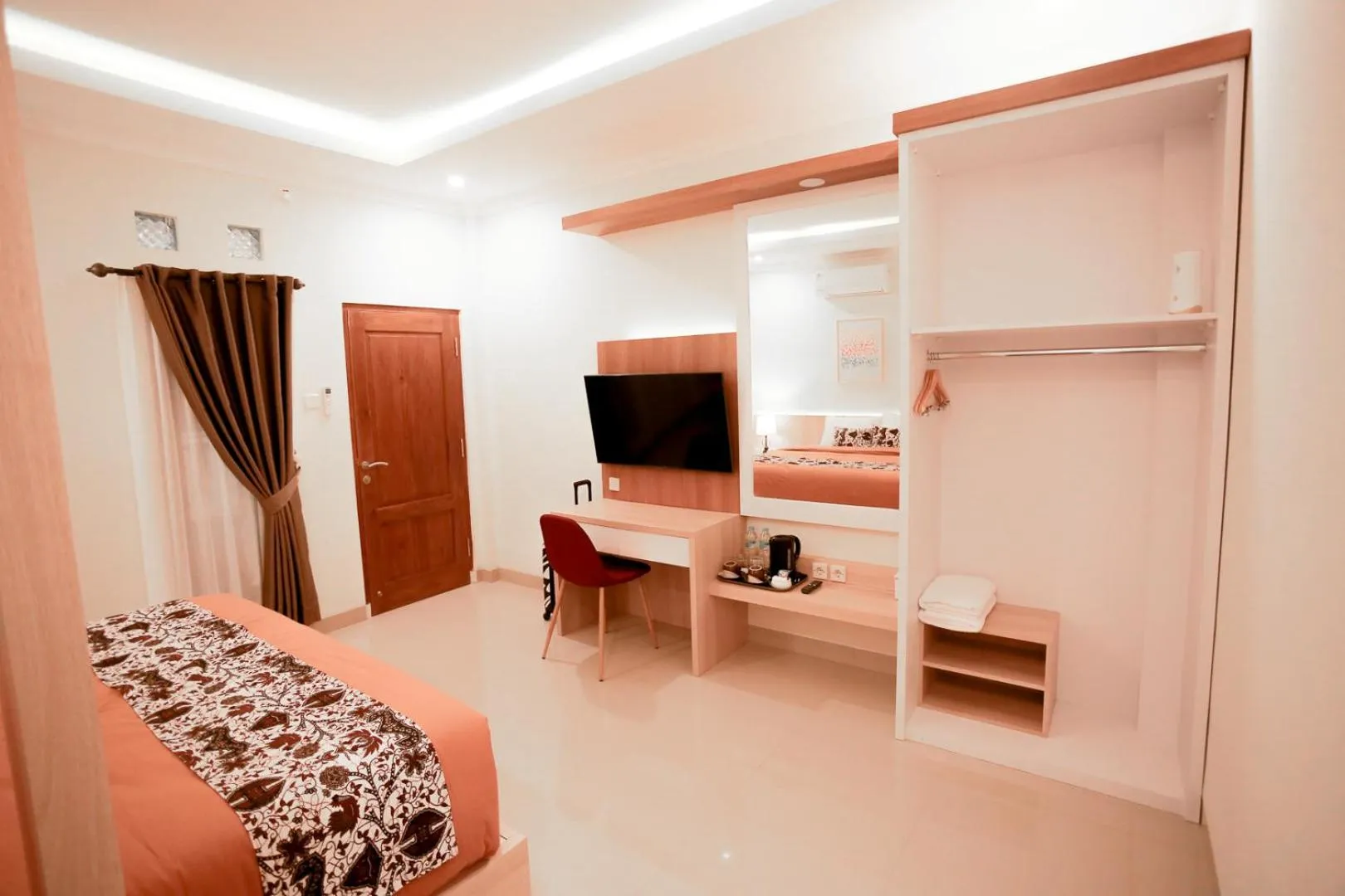 Bedroom, Bed in Omah Nayan Guesthouse