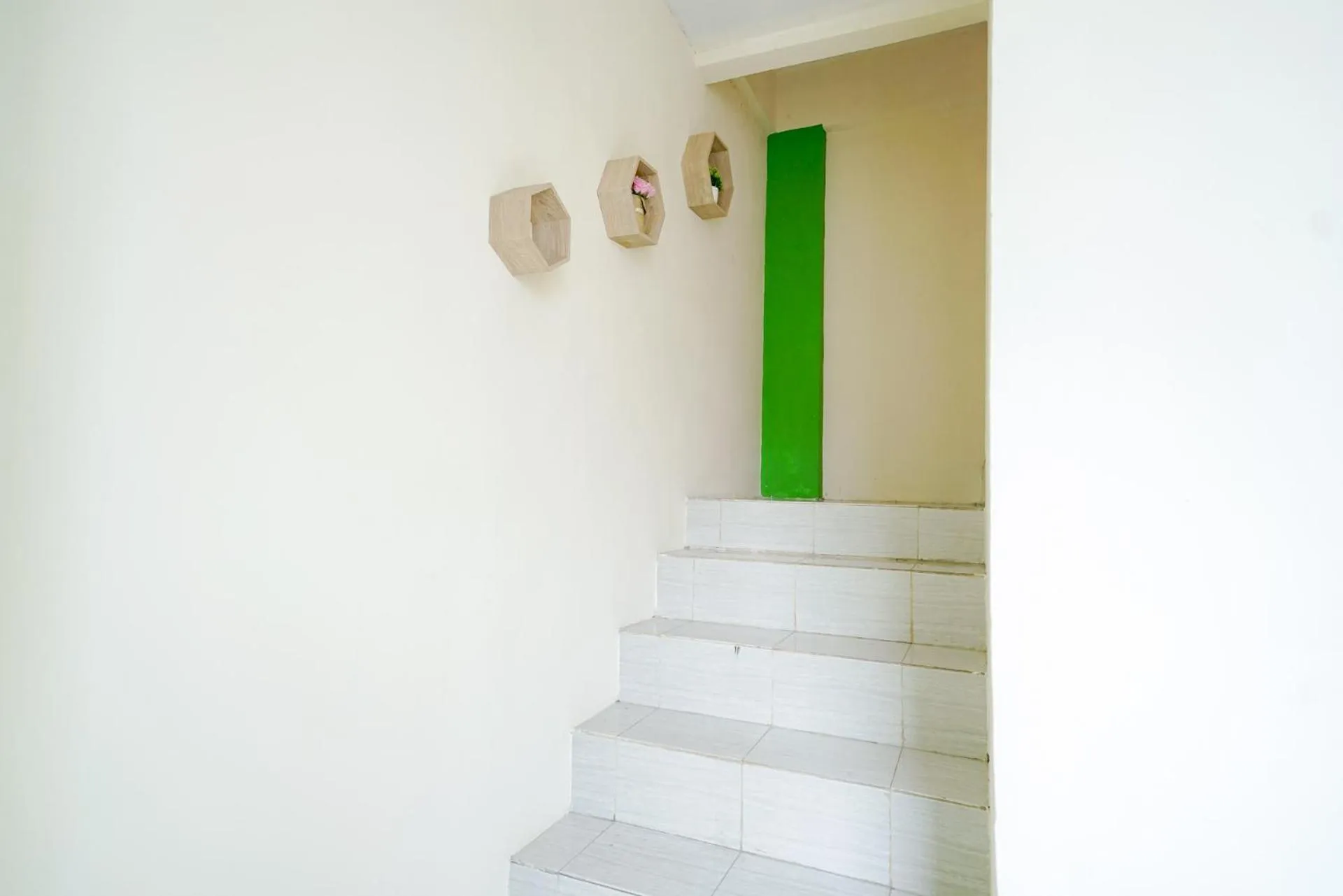 Property building in Urbanview Hotel Gatot Subroto Lampung by RedDoorz