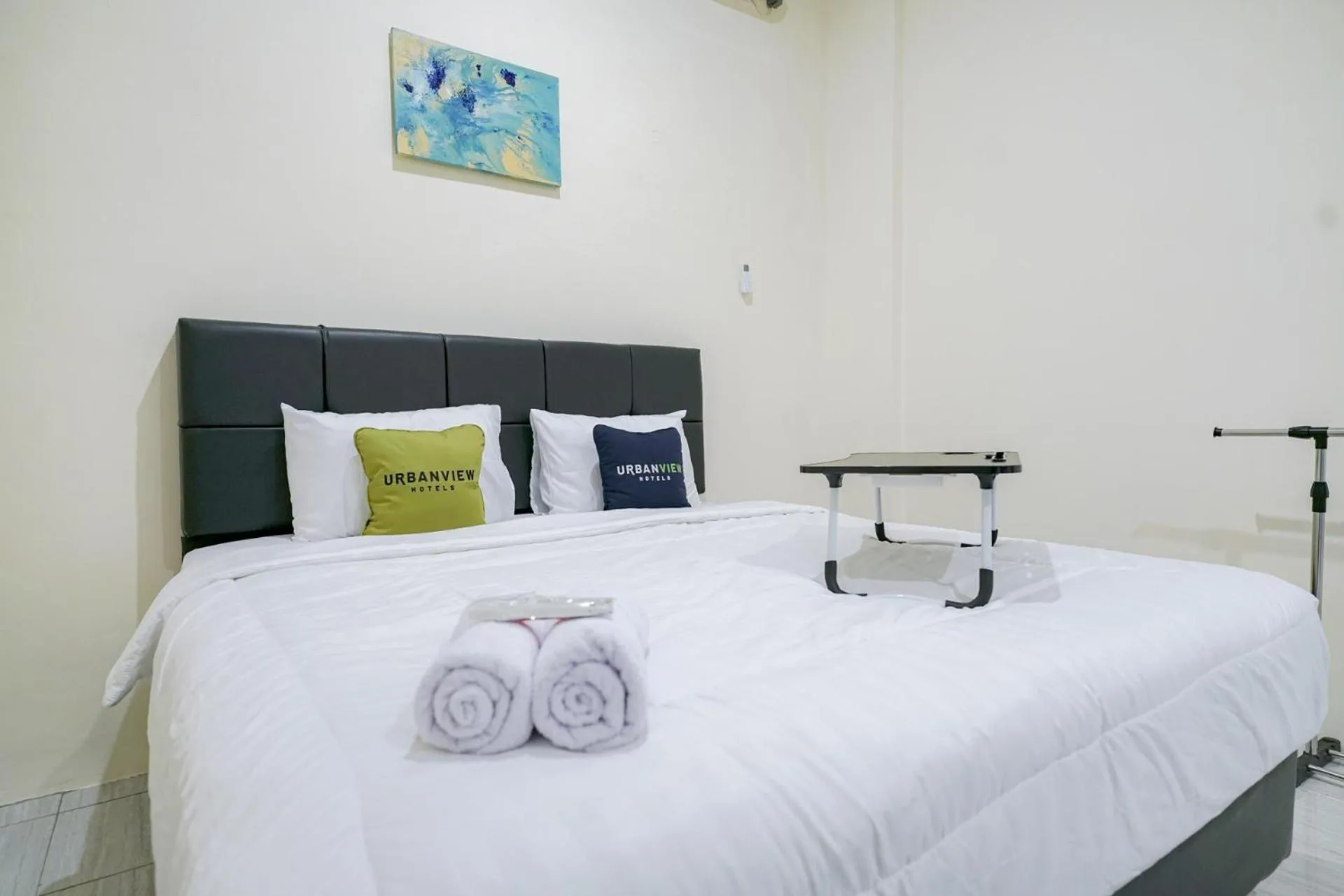 Bedroom, Bed in Urbanview Hotel Gatot Subroto Lampung by RedDoorz