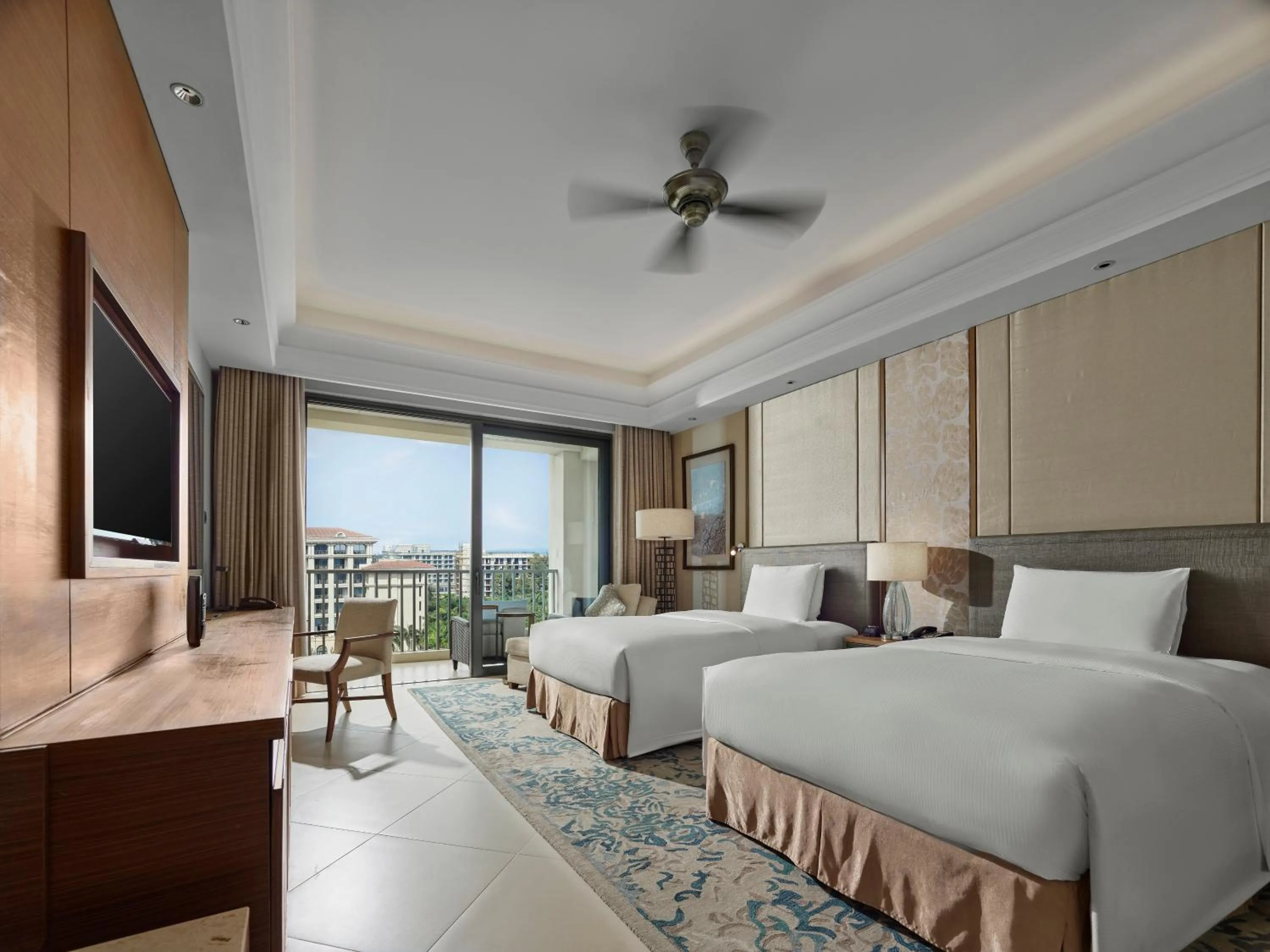Bedroom, Bed in Hilton Haikou Meilan - Beachfront Hotel