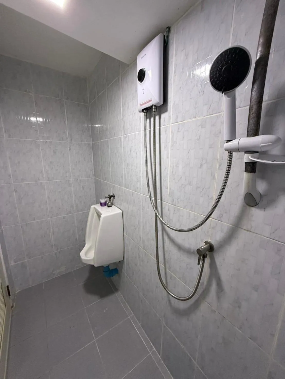 Shower in Jomtien Beach Hostel