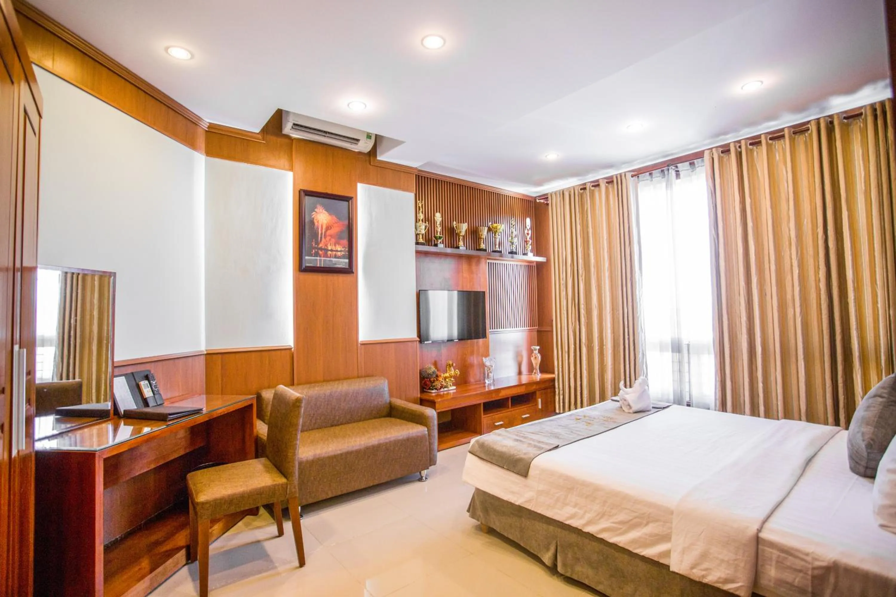 Photo of the whole room, Bed in Lien Do Star Hotel