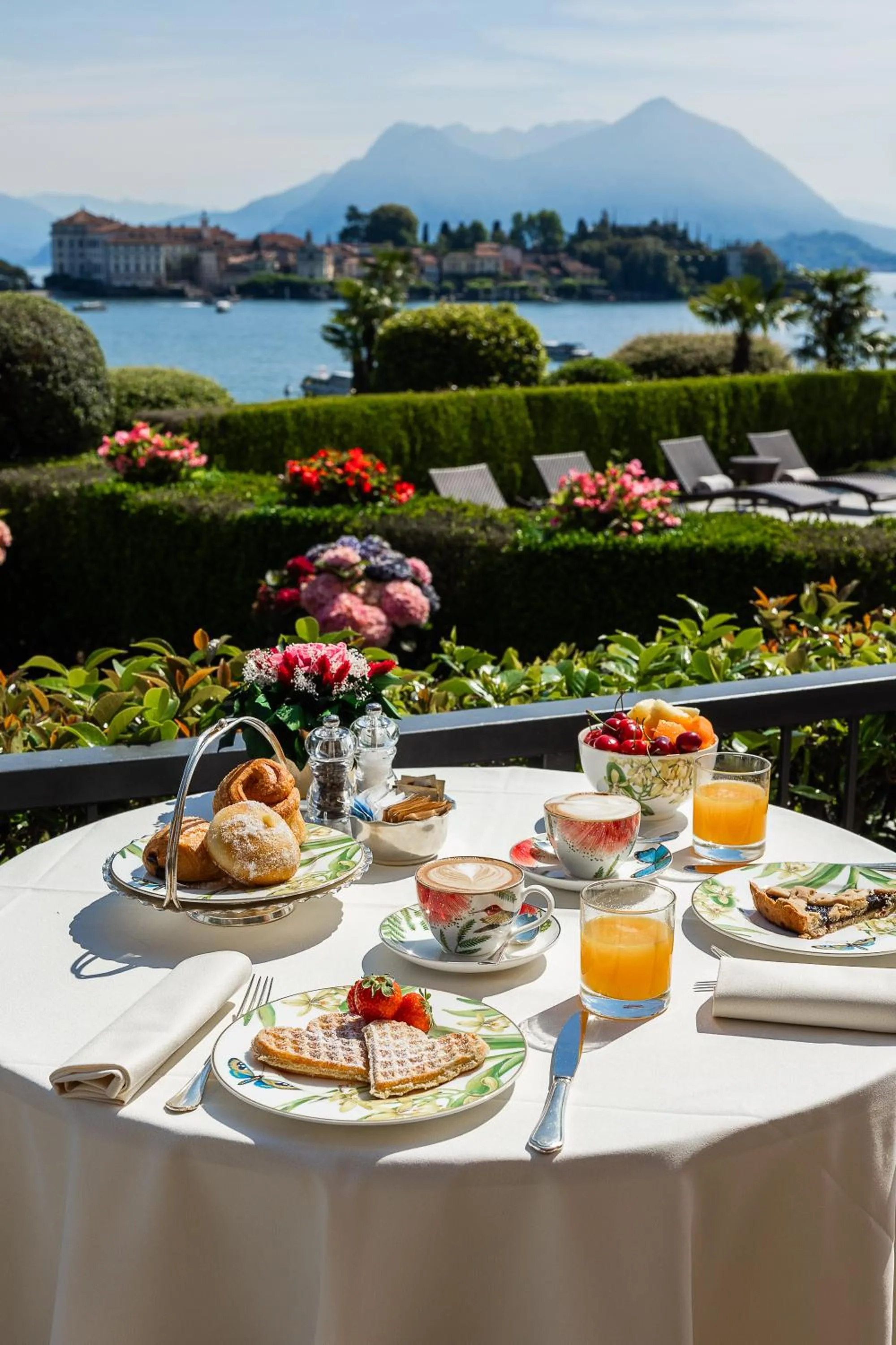 Breakfast in Villa e Palazzo Aminta - A Leading Hotel of The World