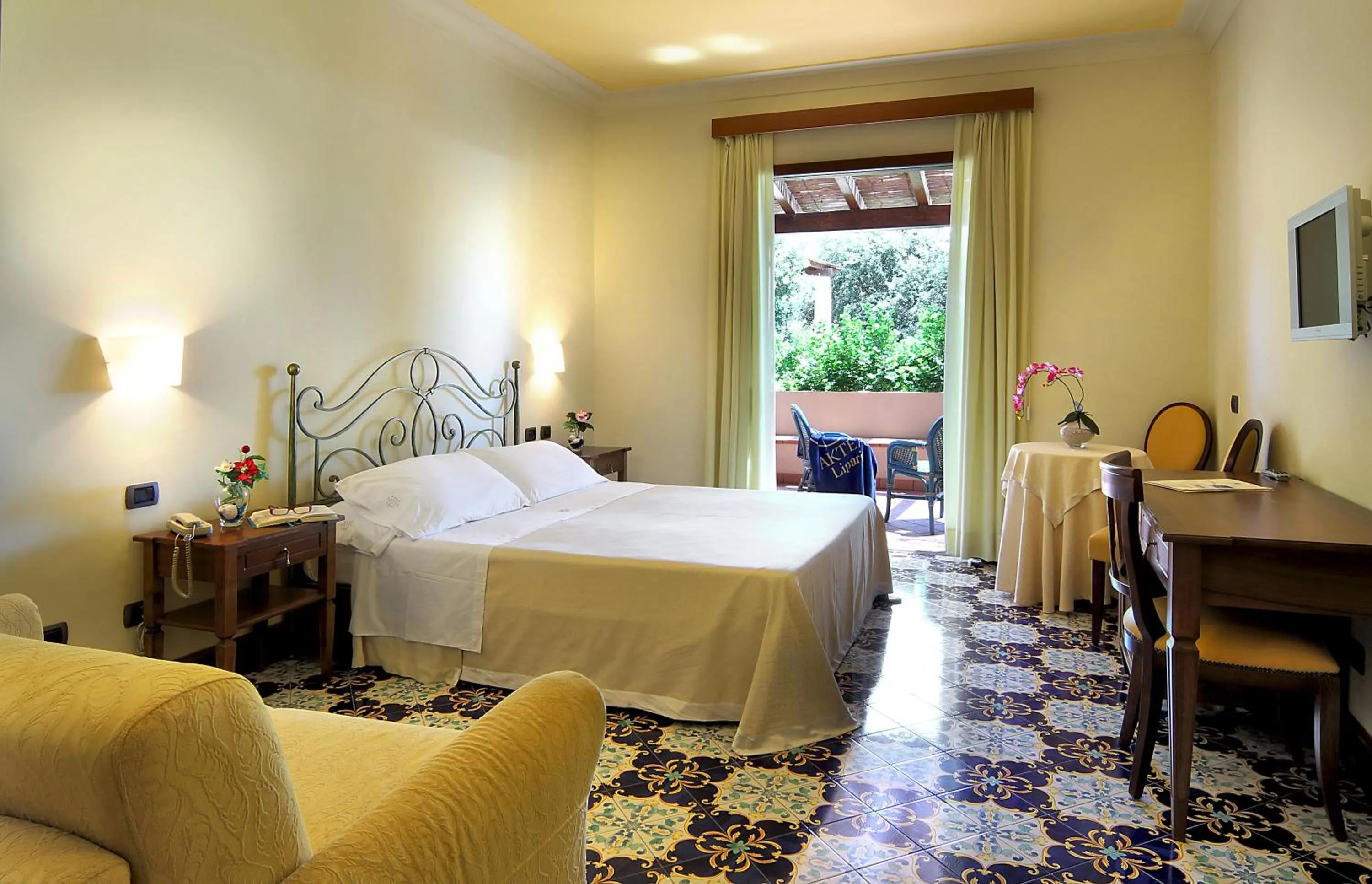 Photo of the whole room, Bed in Hotel Aktea