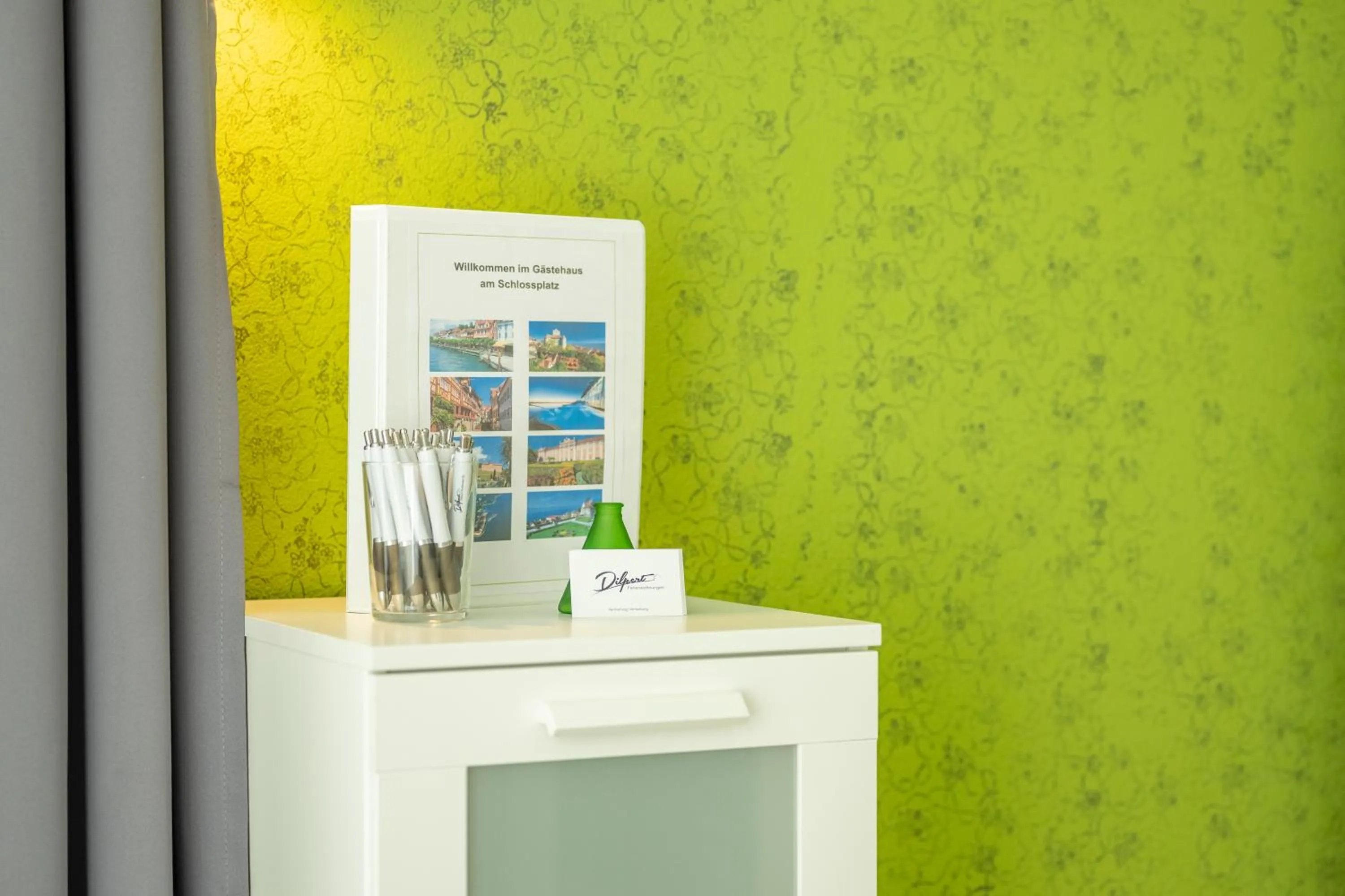 Decorative detail in Gästehaus am Schlossplatz, Z. 4