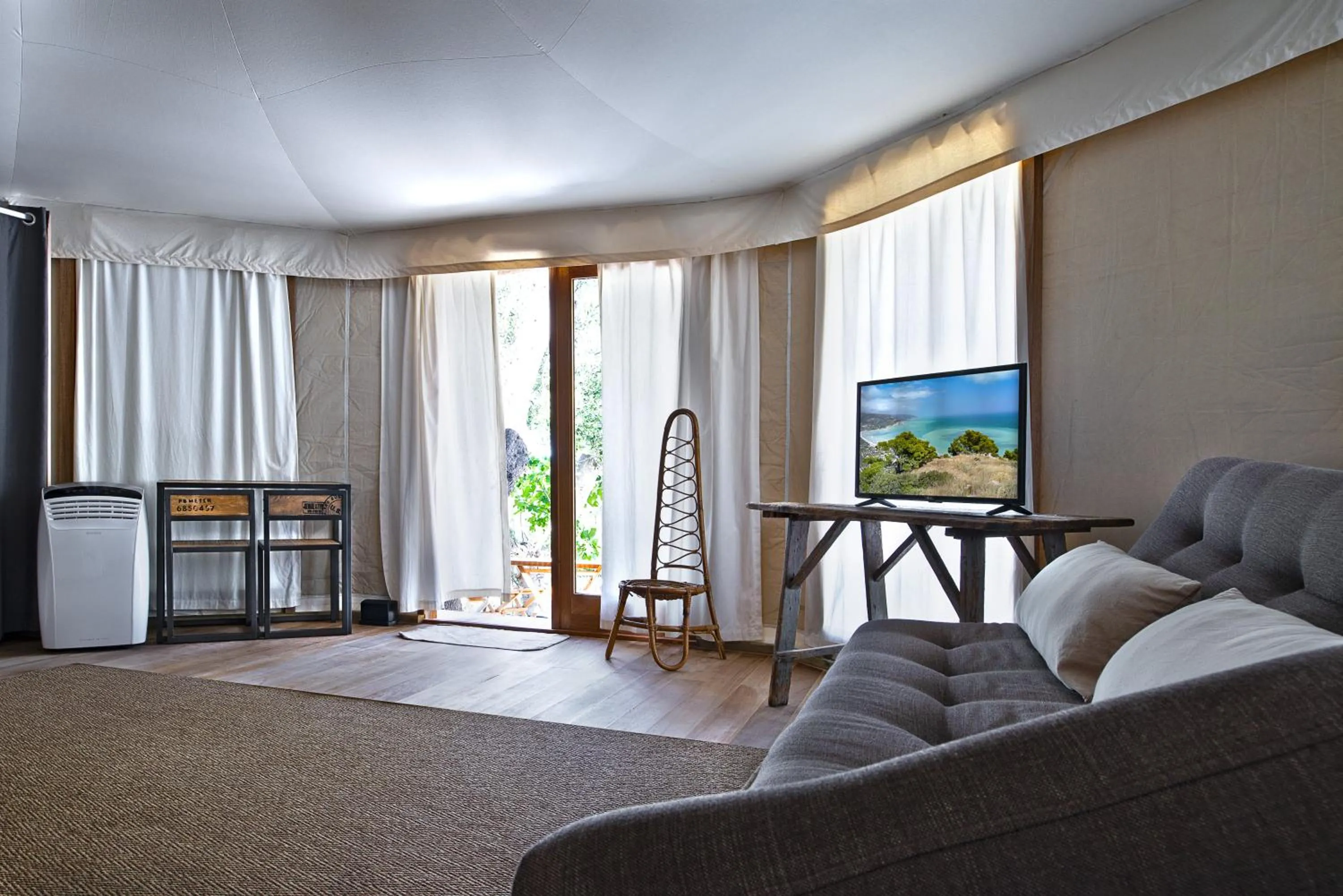HMO Glamping & Suites in Vignanotica