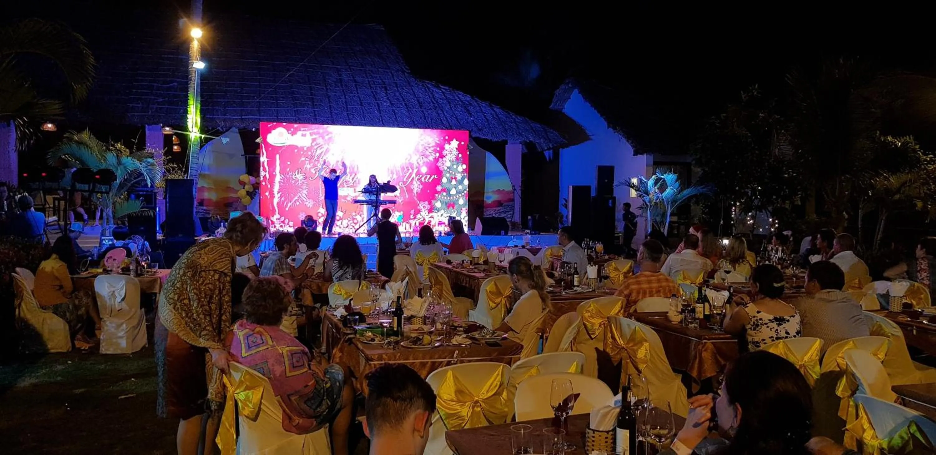 Banquet/Function facilities in Sun & Sands Beach Hotel