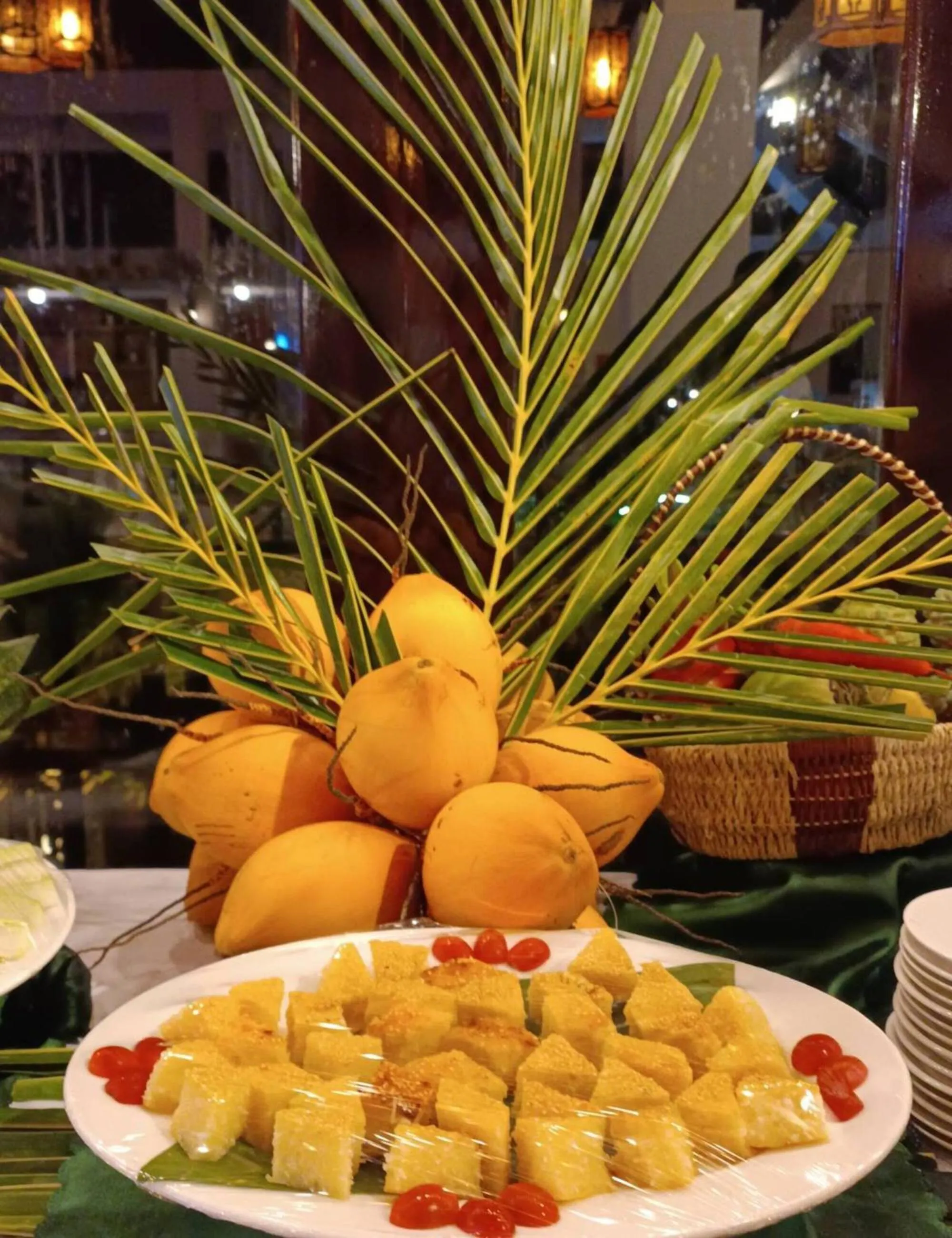 Food in Saigon Emerald Beach Resort