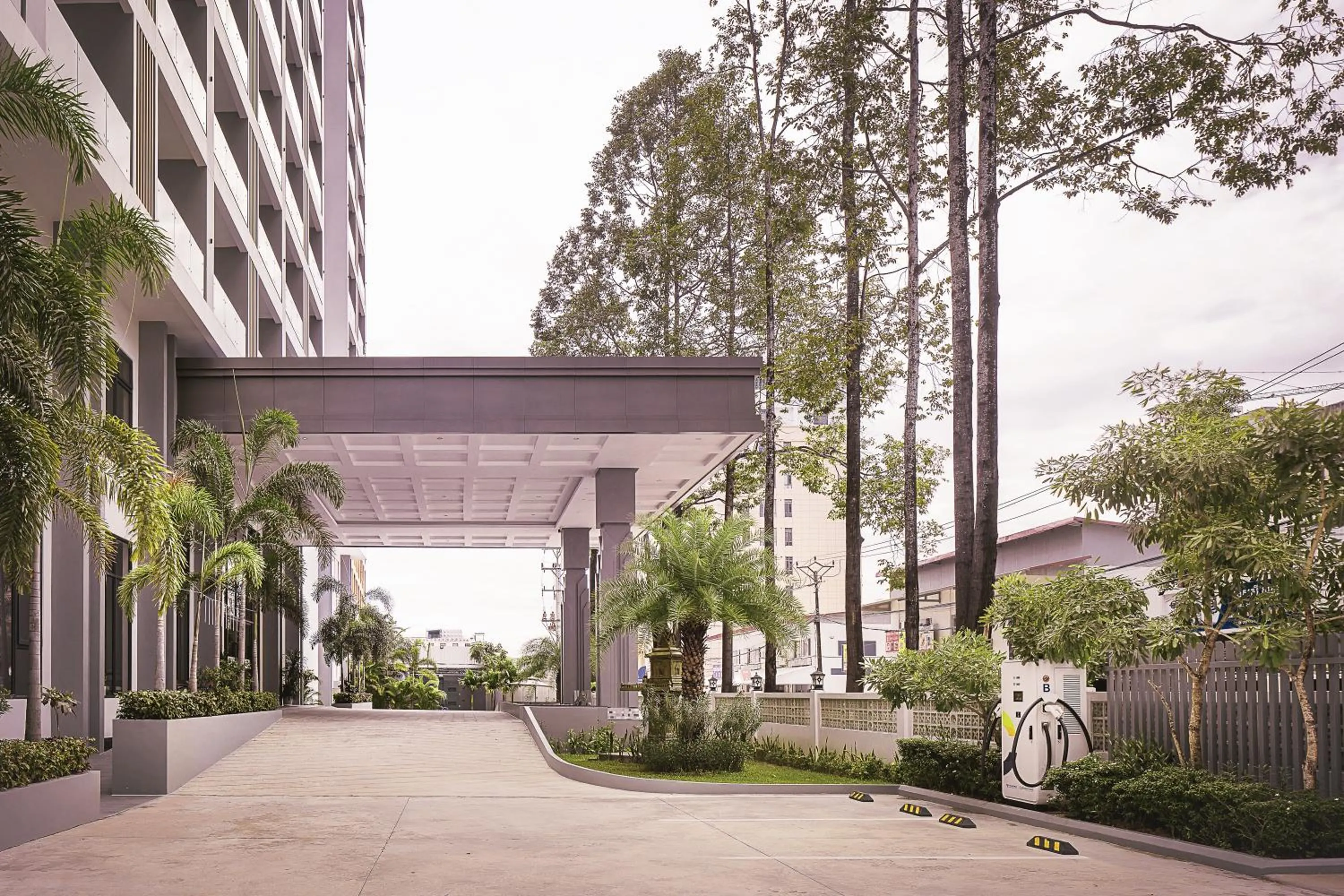 Property building in RIVA Hotel SHV