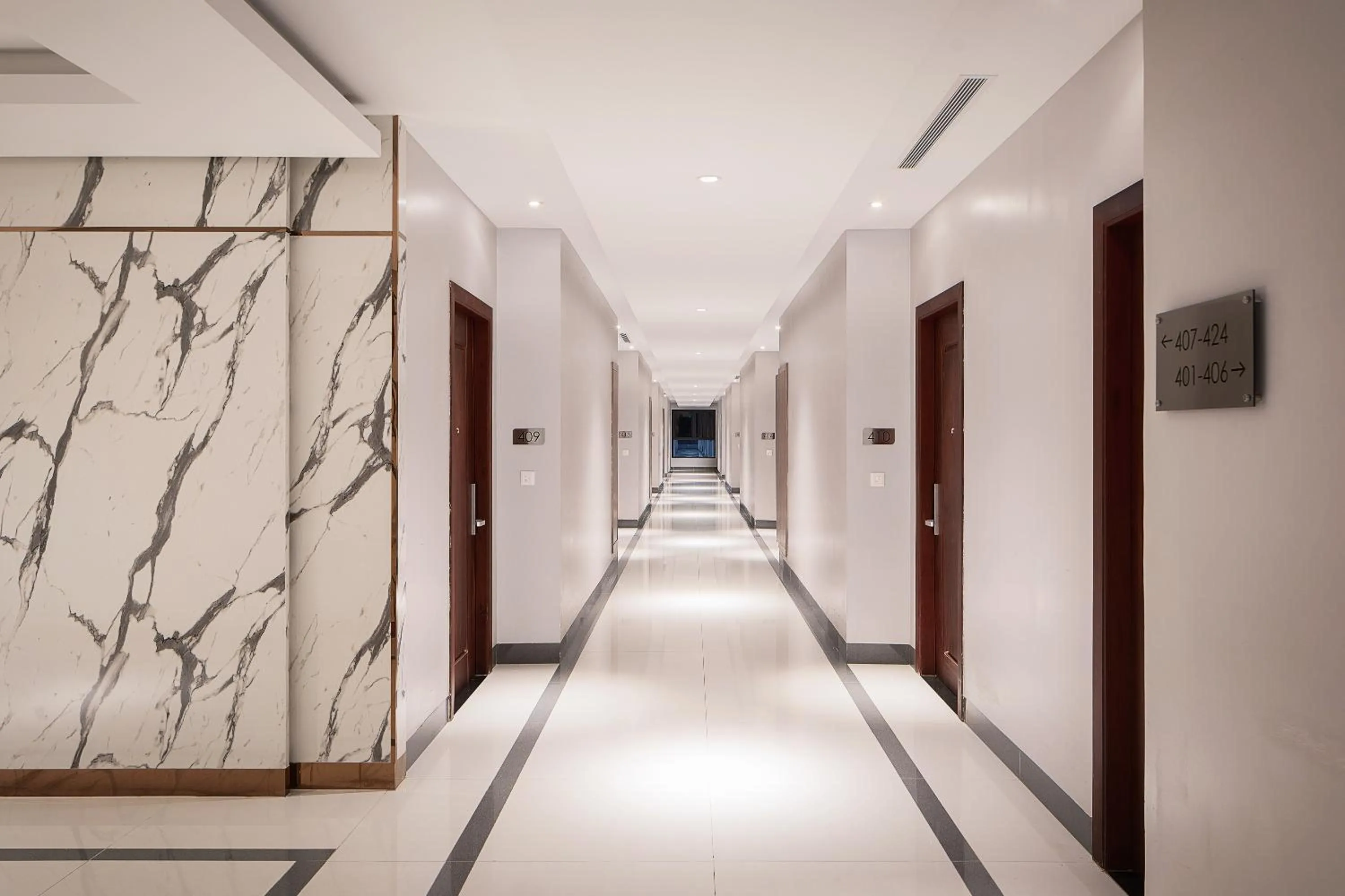 Property building in RIVA Hotel SHV