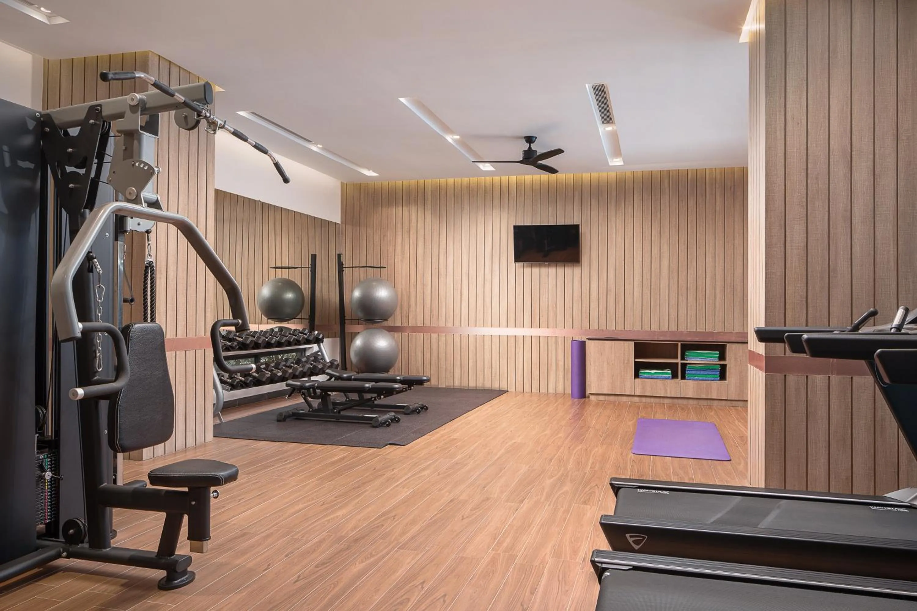 Fitness centre/facilities in RIVA Hotel SHV