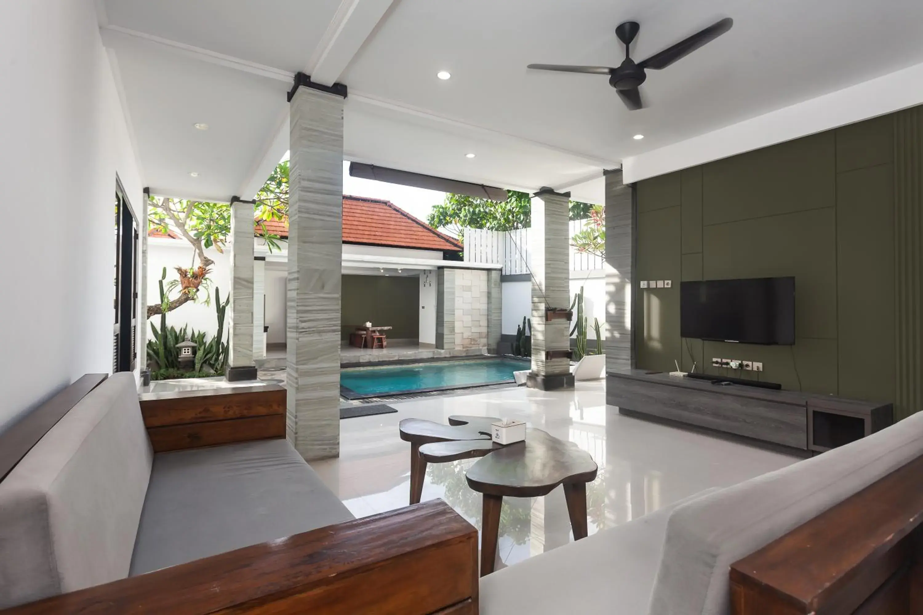 Villa with Private Pool in Maja Villa Batubelig by GenuineHost Villa with Private Pool in Maja Villa Batubelig by GenuineHost