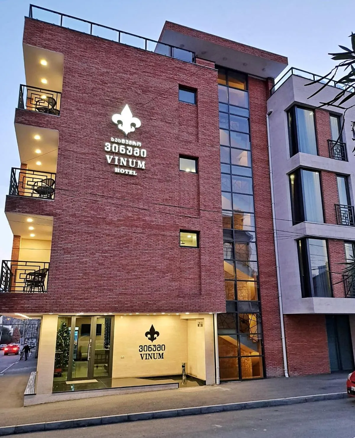 Property building in Vinum Hotel