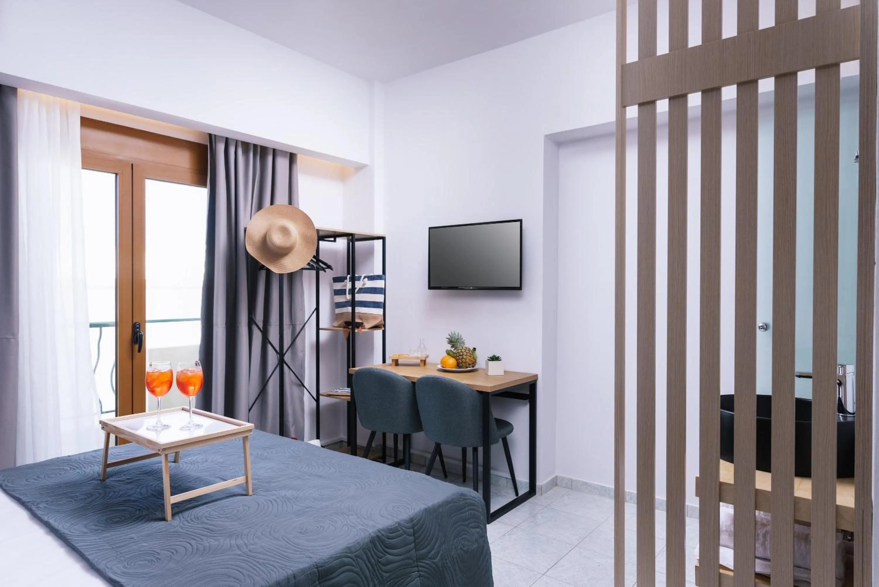 Photo of the whole room, Bed in Alcyone Studios and Apartments