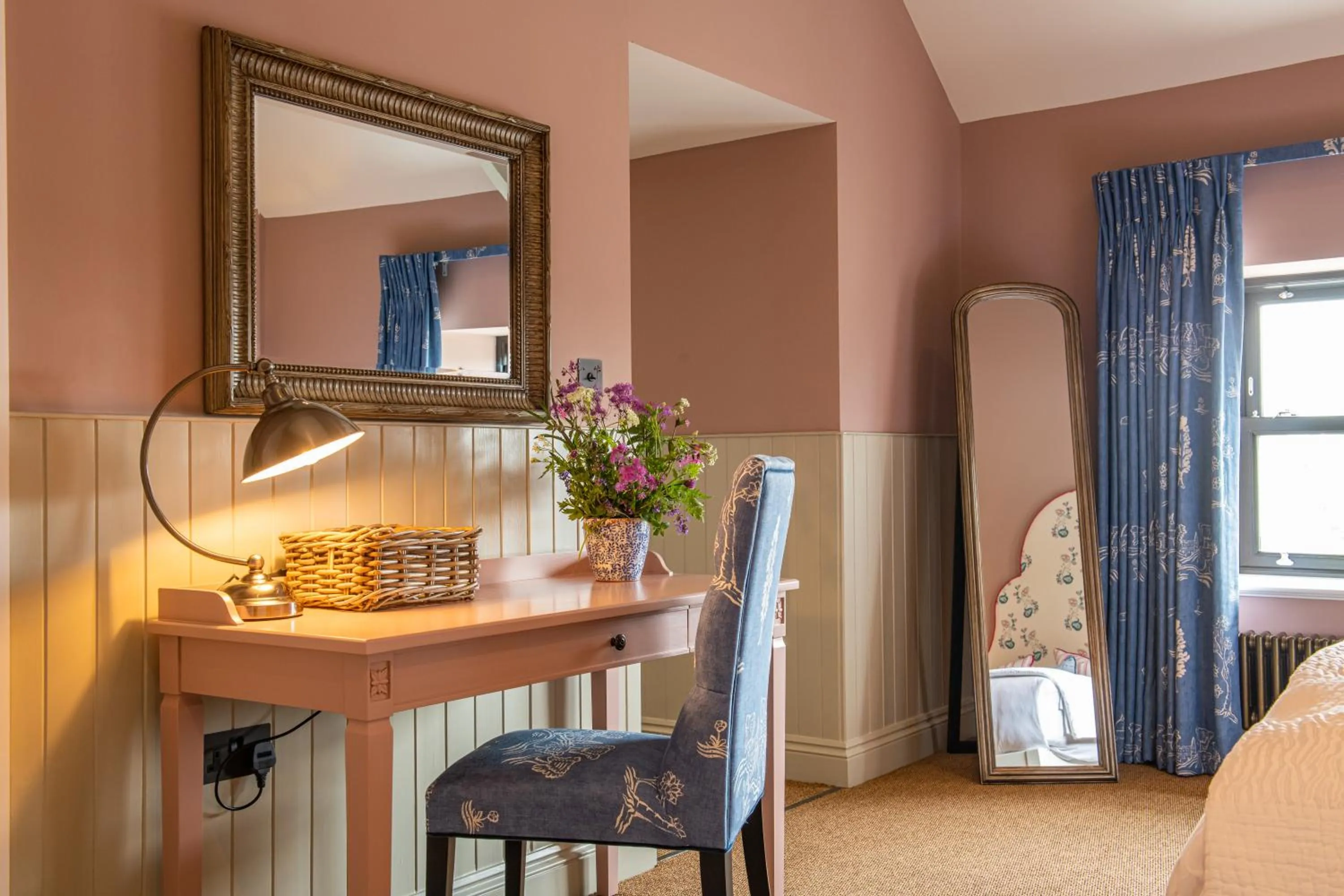 Bedroom in The White Lion Cowbridge