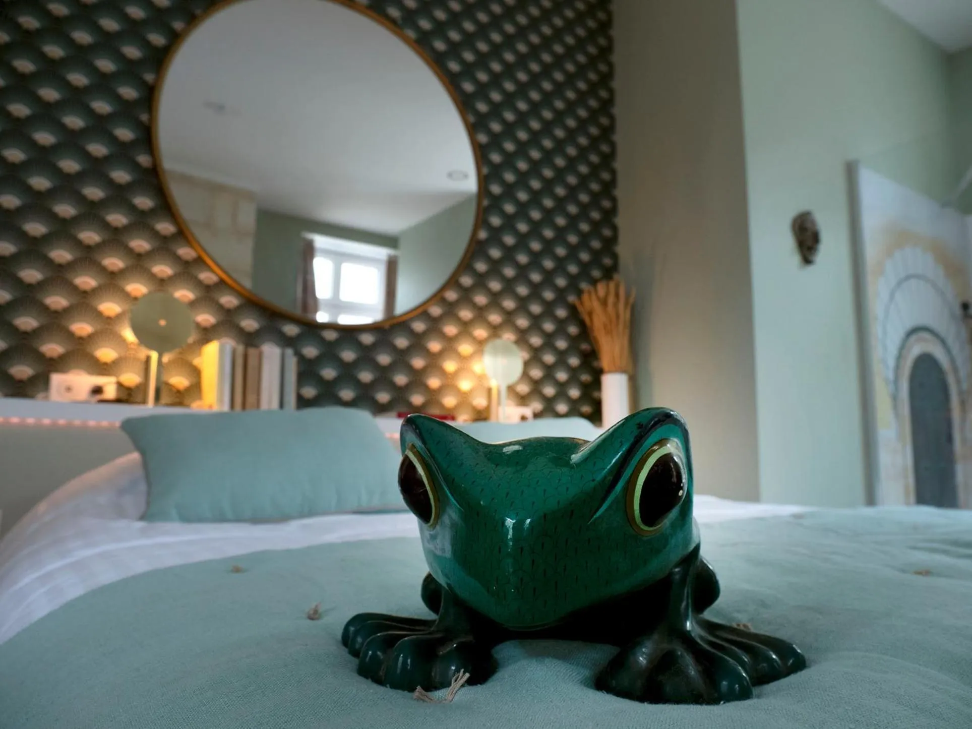 Bed in Château Fleur D'Aya