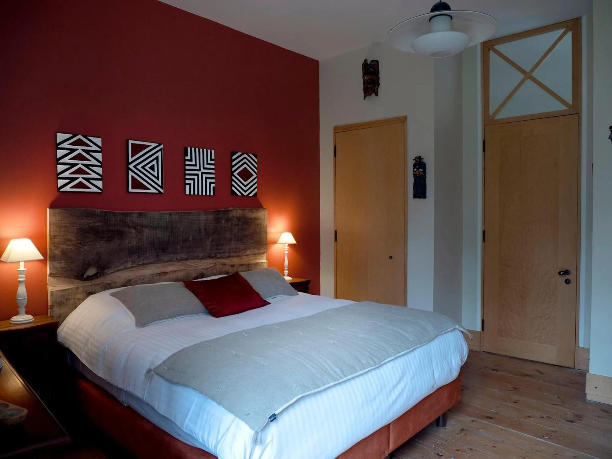 Photo of the whole room, Bed in Château Fleur D'Aya