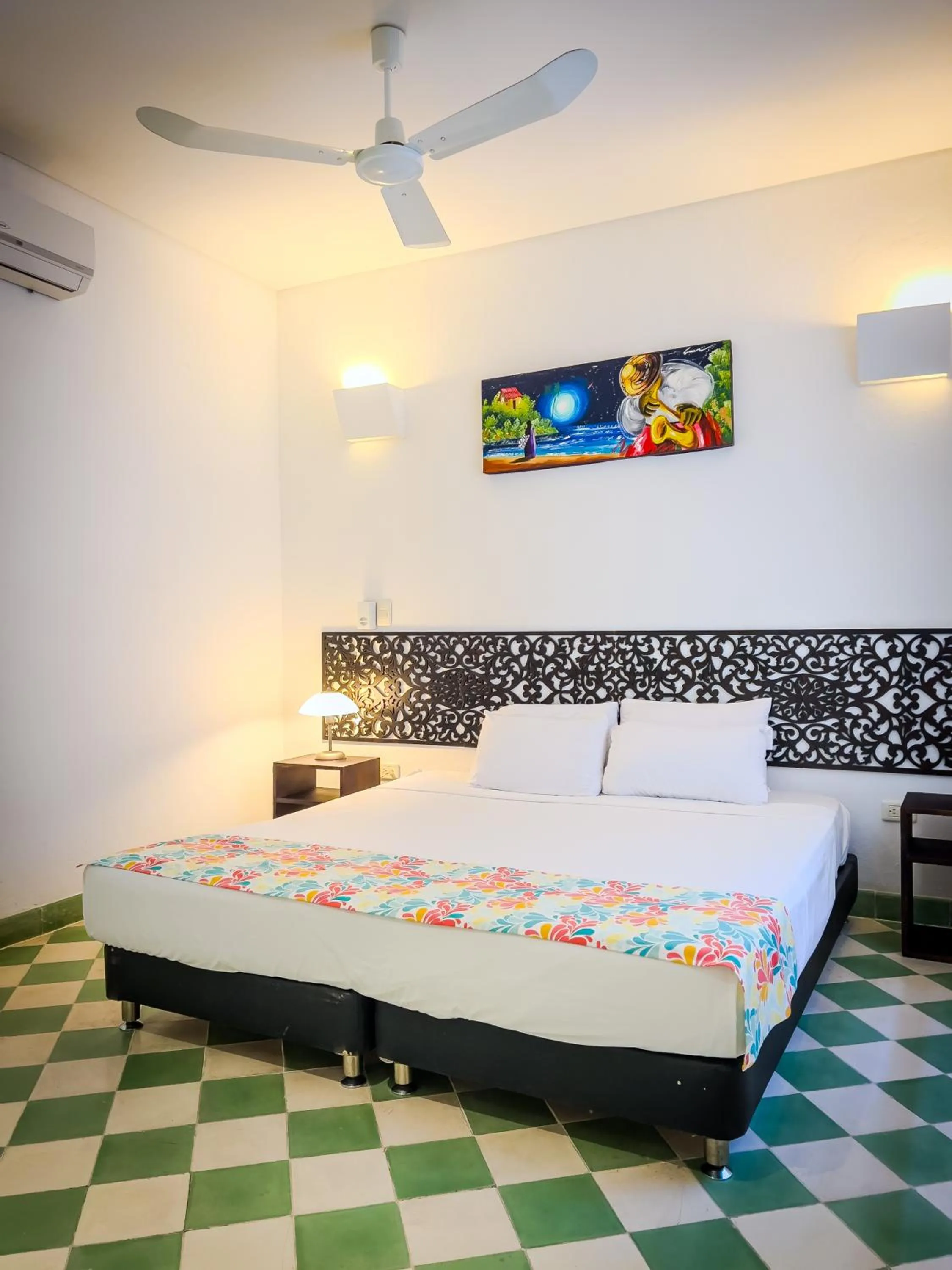 Bed in Hotel Santa Marta by MIJ