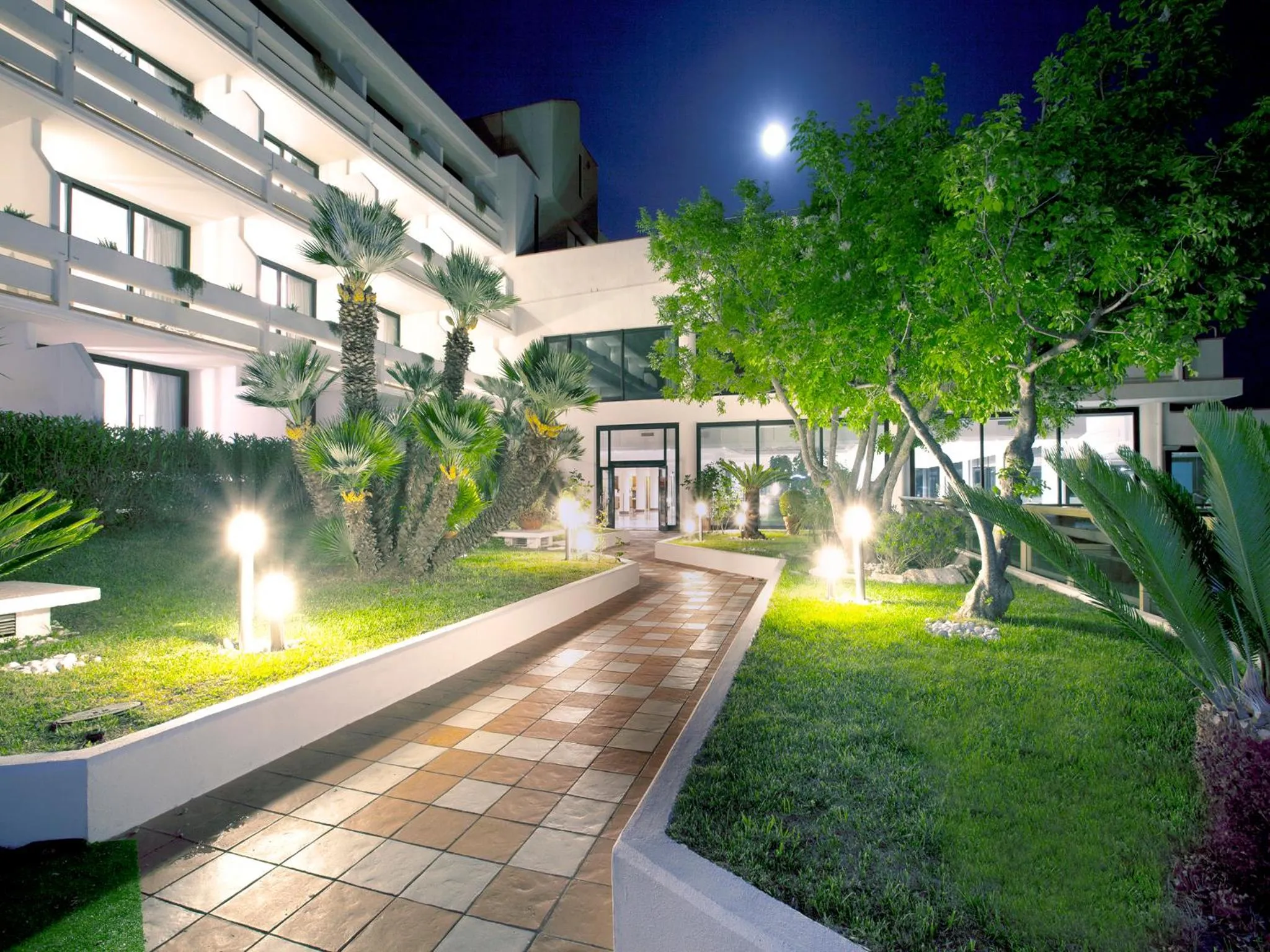 Garden view in Grand Hotel Pianeta Maratea Resort