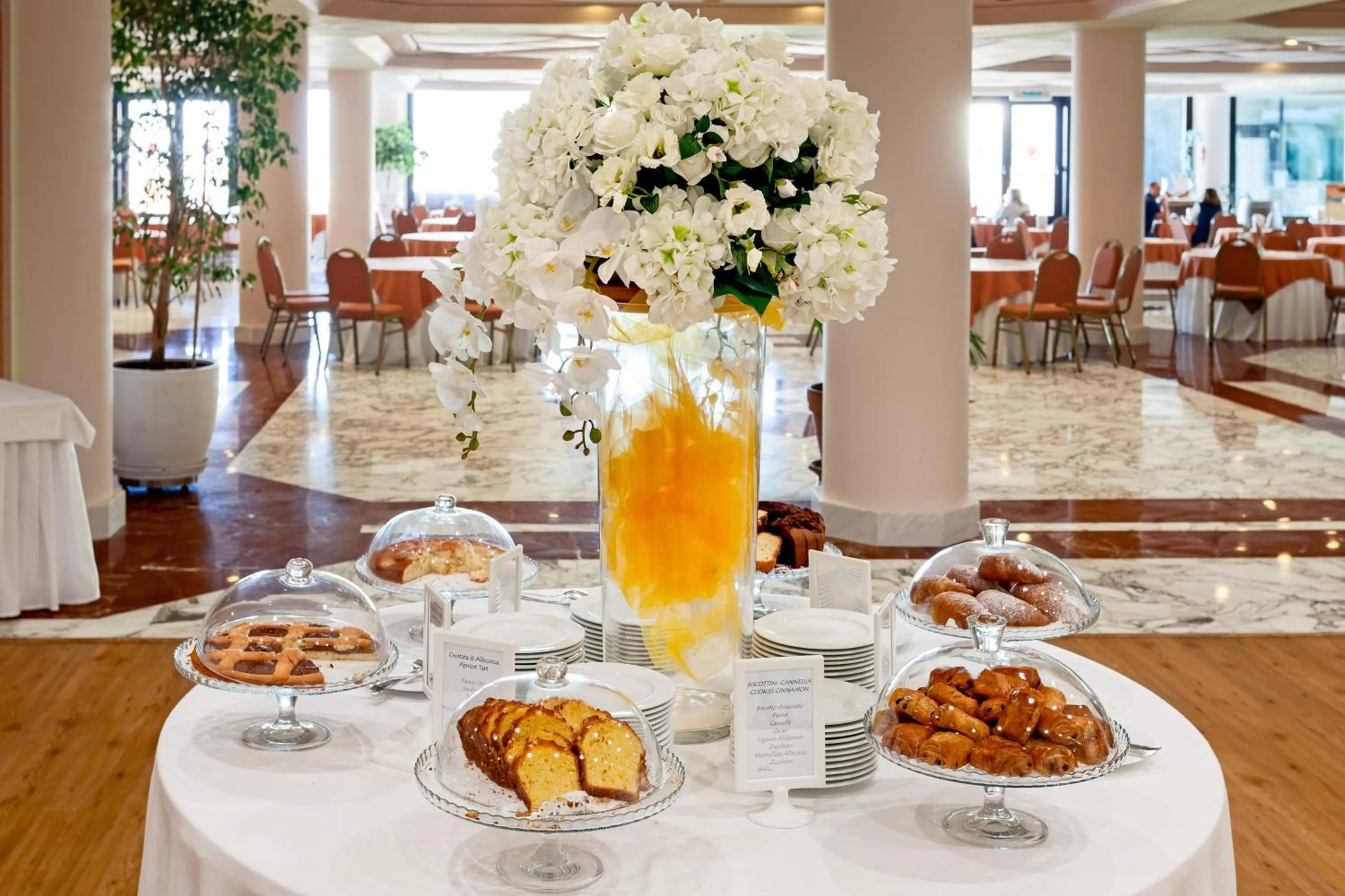 Restaurant/places to eat in Grand Hotel Pianeta Maratea Resort