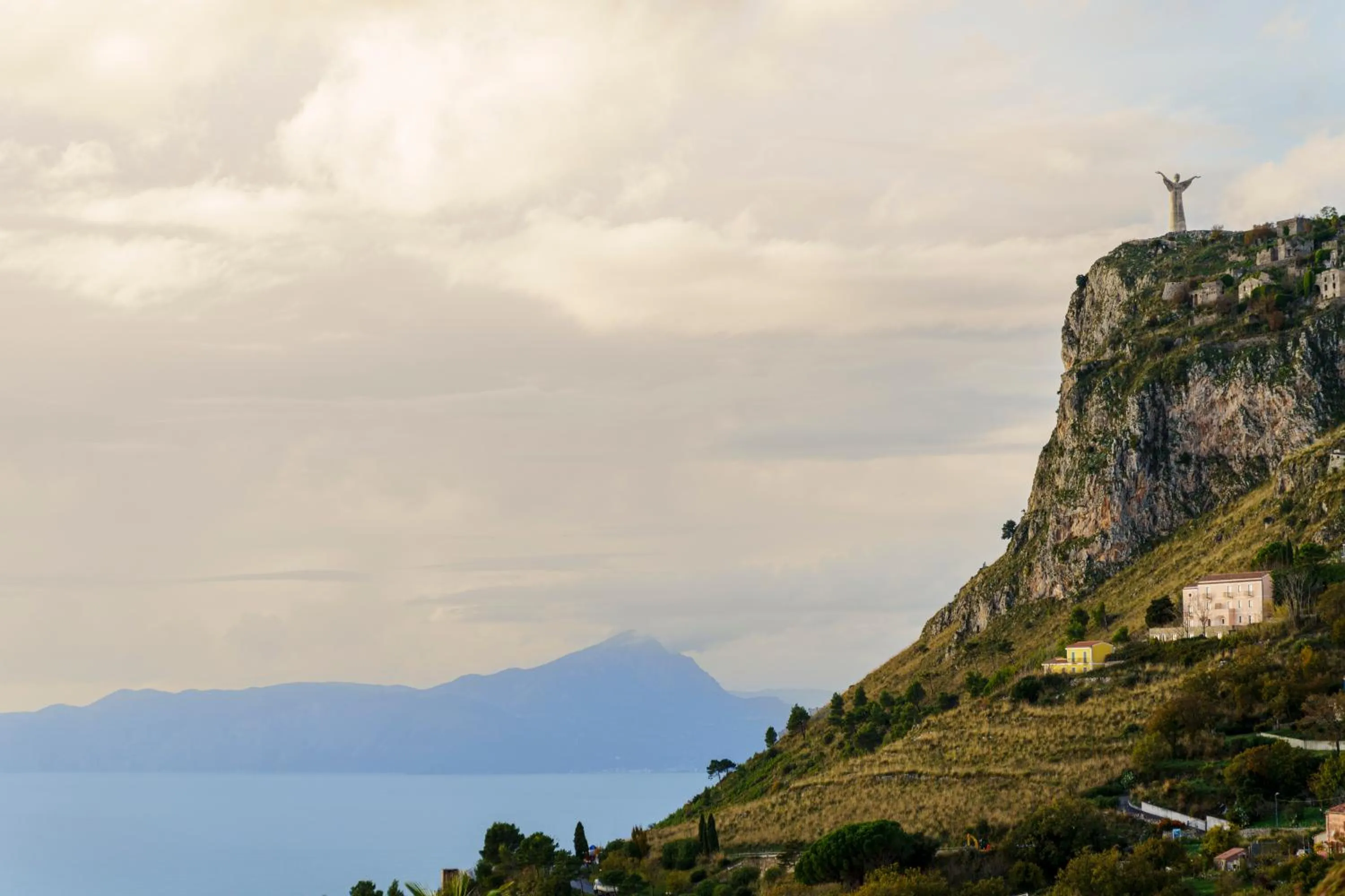 Day in Grand Hotel Pianeta Maratea Resort