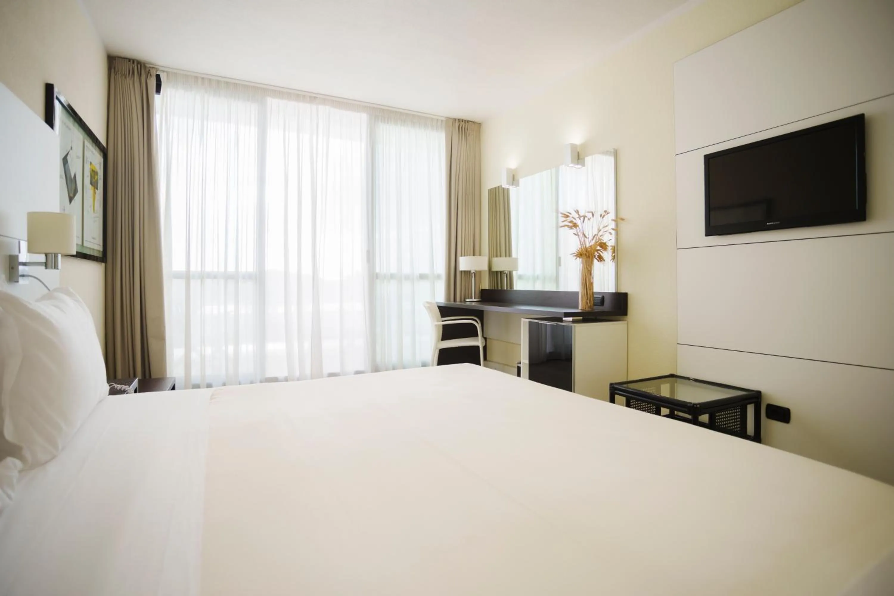 Bed in Grand Hotel Pianeta Maratea Resort