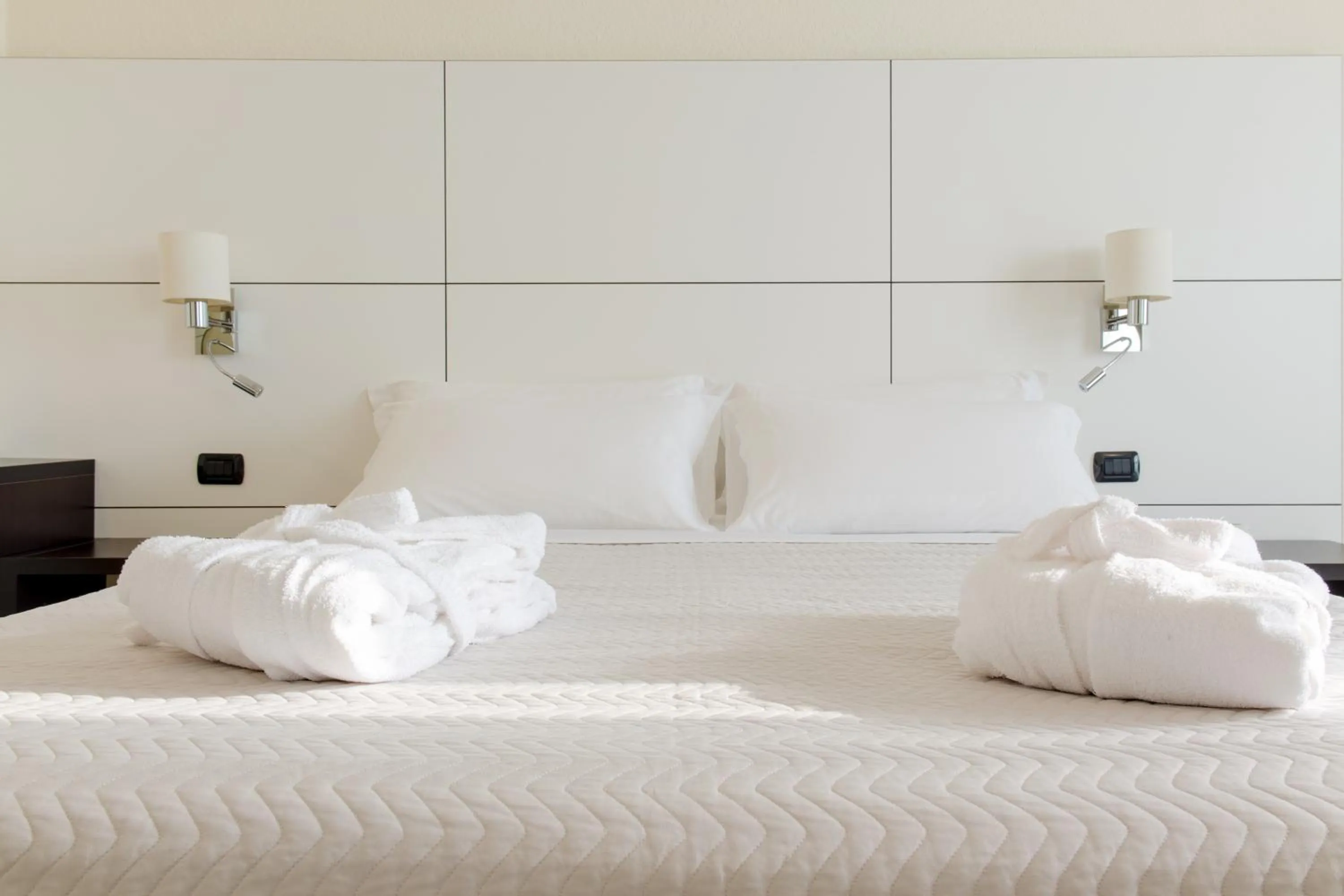 Bedroom, Bed in Grand Hotel Pianeta Maratea Resort