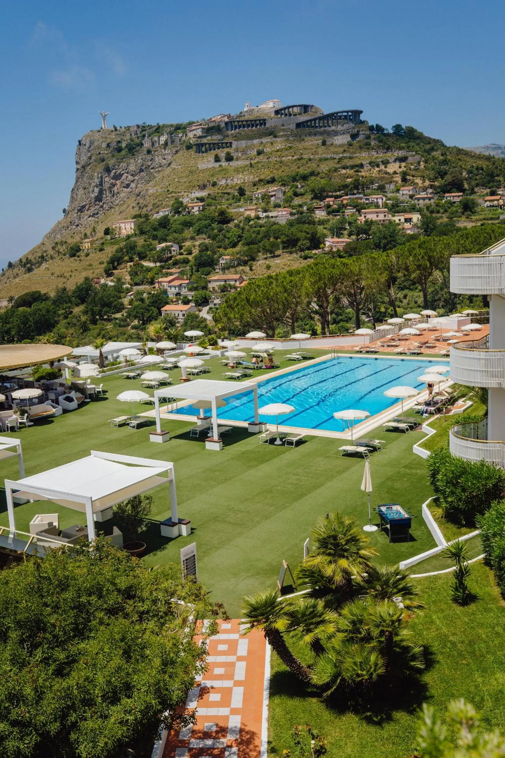 Swimming pool in Grand Hotel Pianeta Maratea Resort