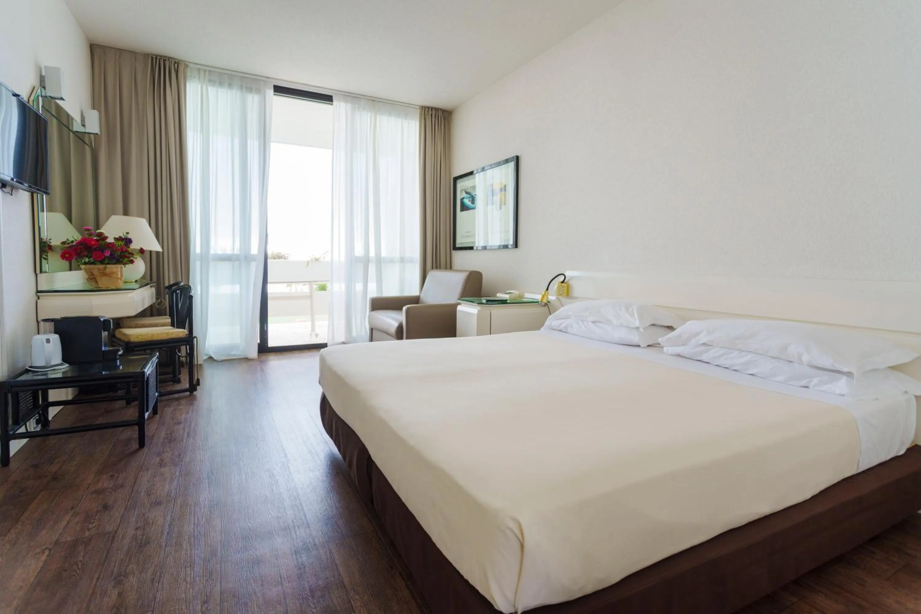 Bed in Grand Hotel Pianeta Maratea Resort