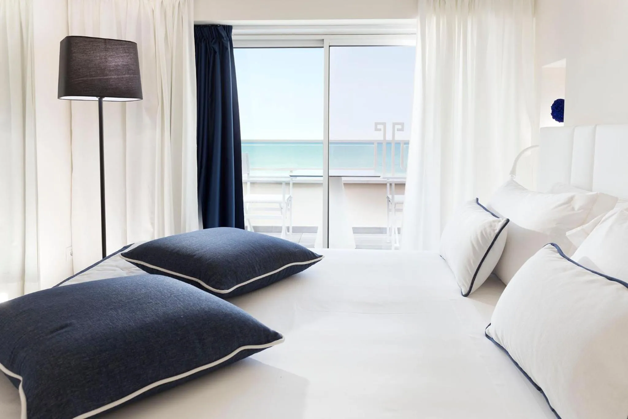 Bed in Hotel Corallo