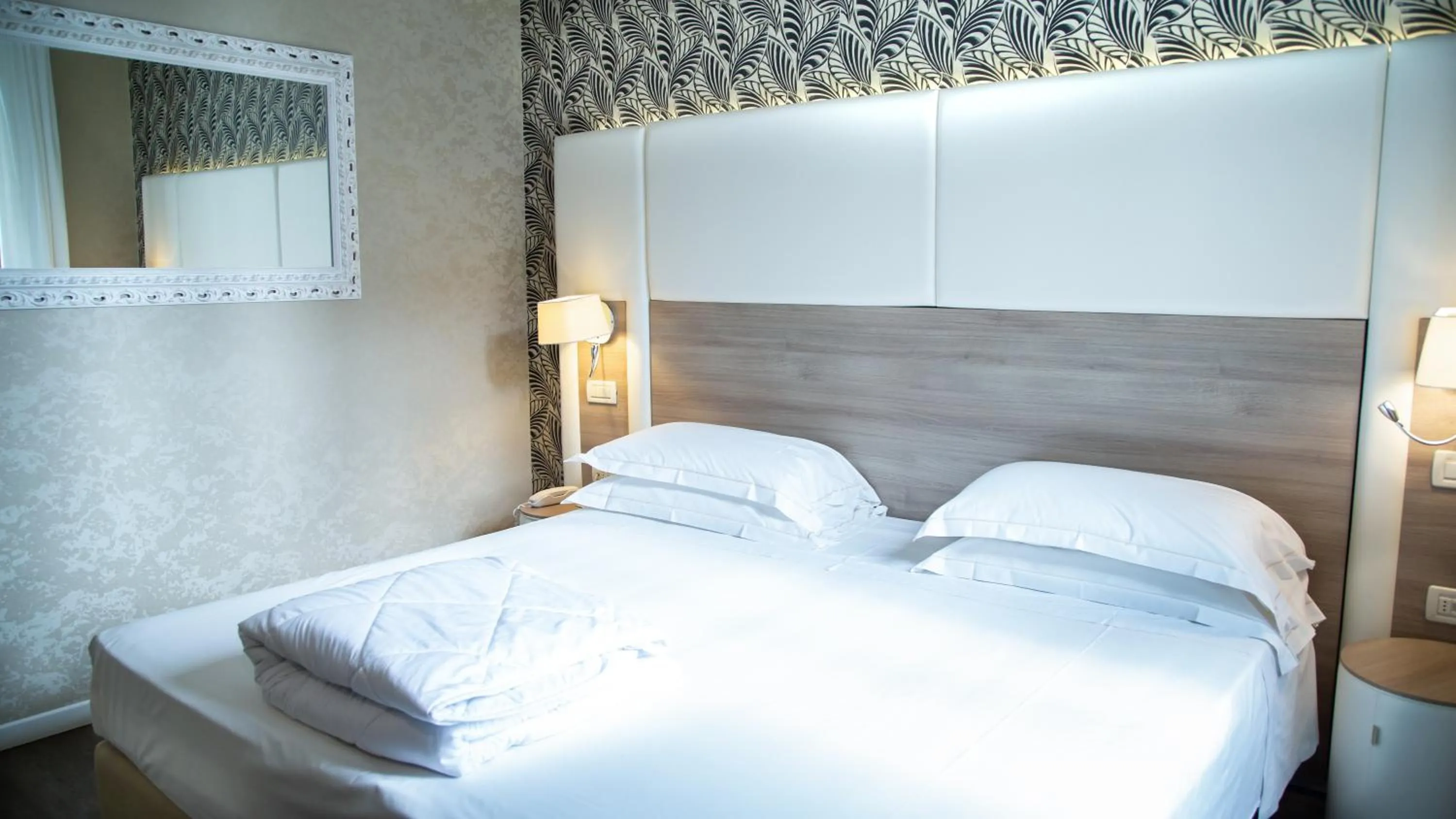 Bedroom, Bed in Hotel Corallo