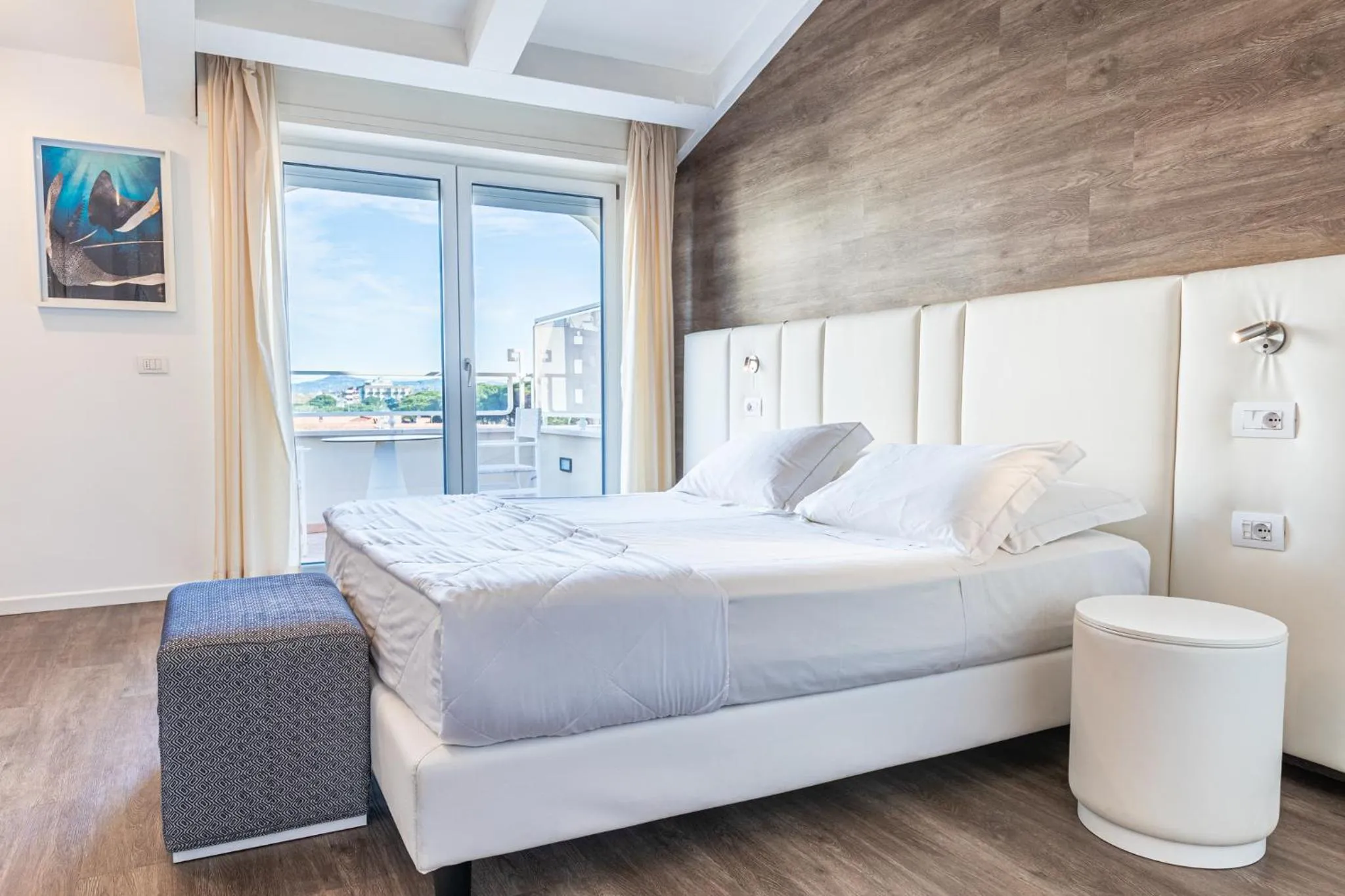 Bedroom, Bed in Hotel Corallo