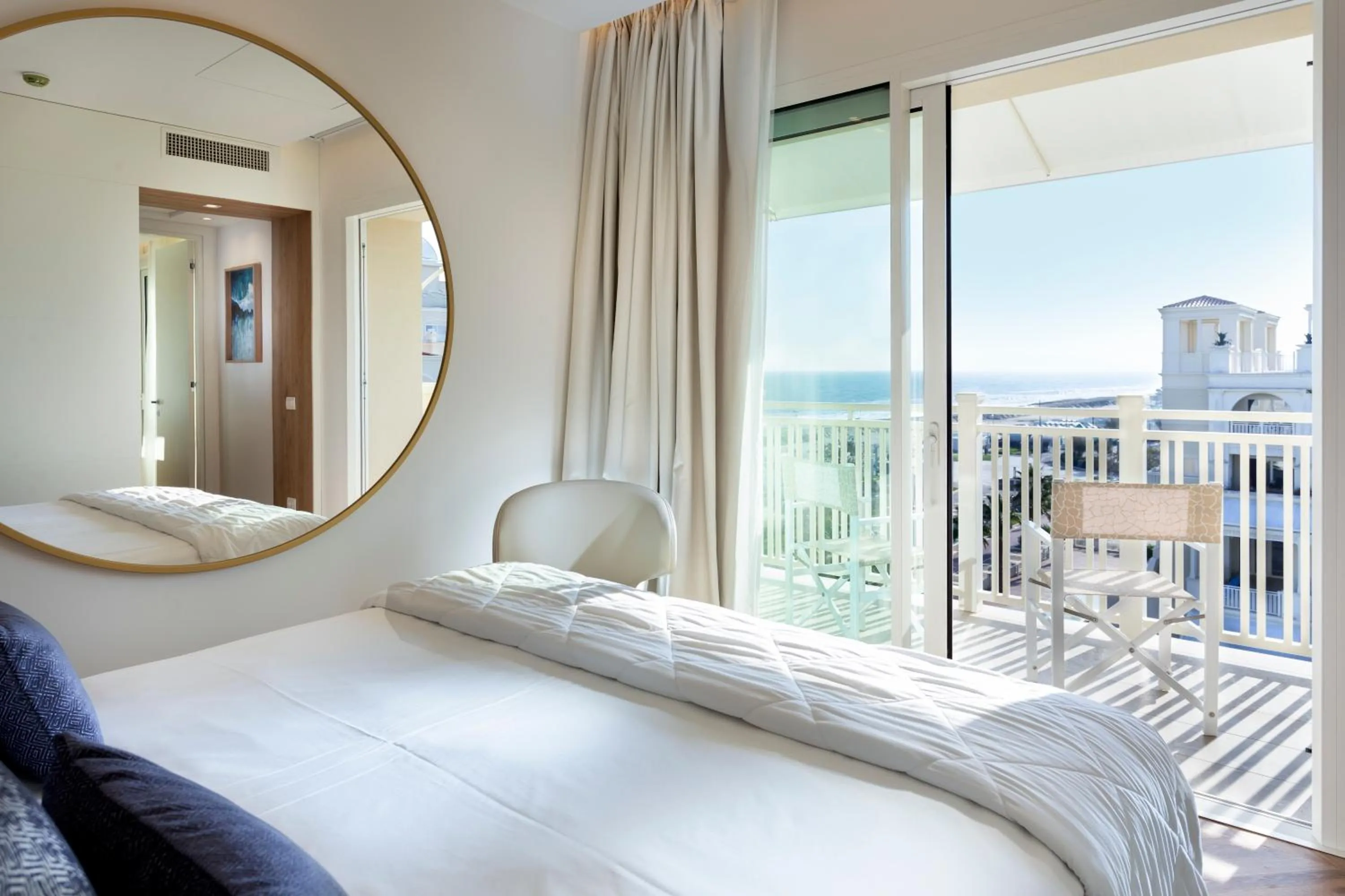 Bedroom, Bed in Hotel Corallo