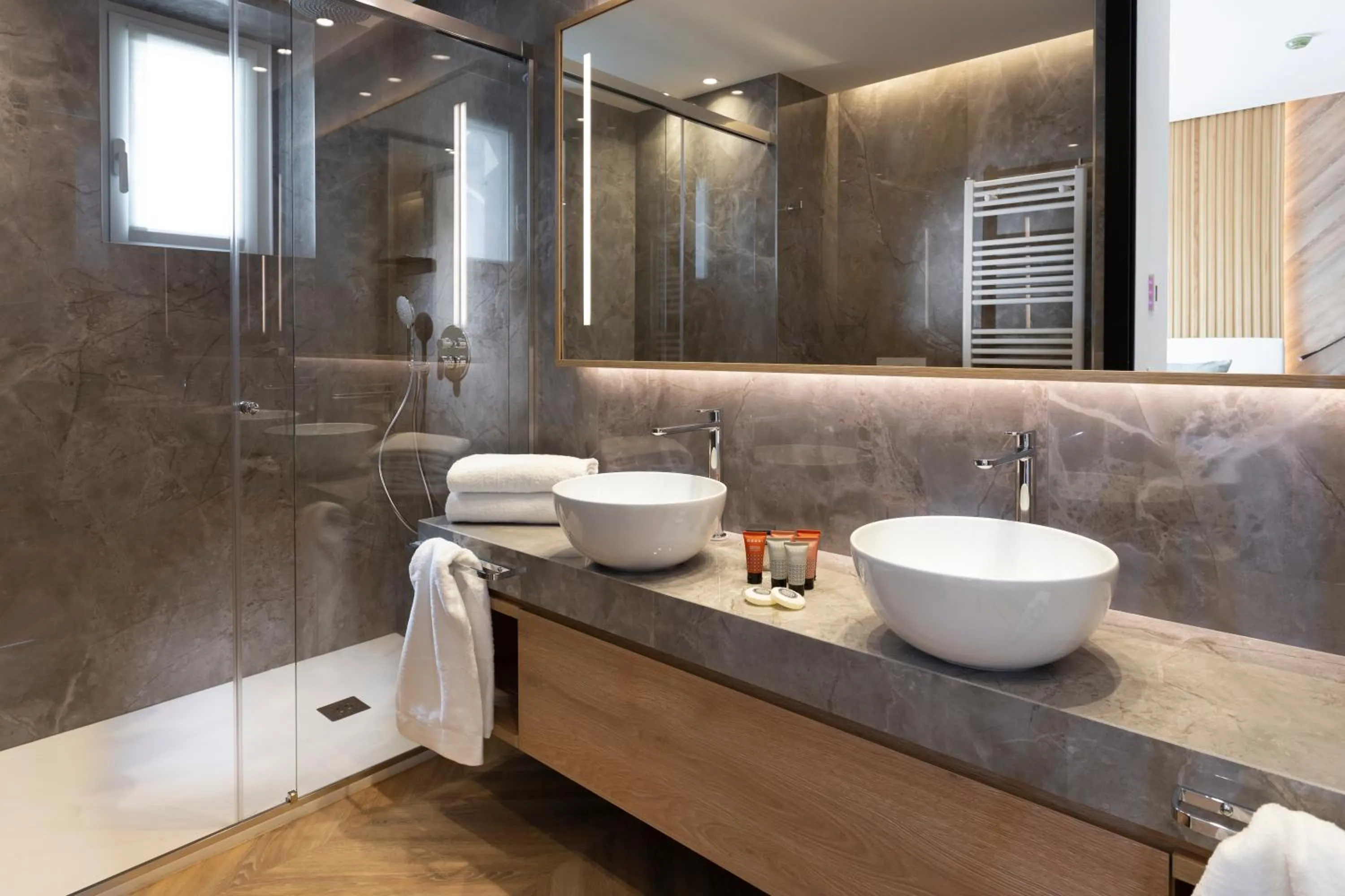 Bathroom in Hotel Corallo