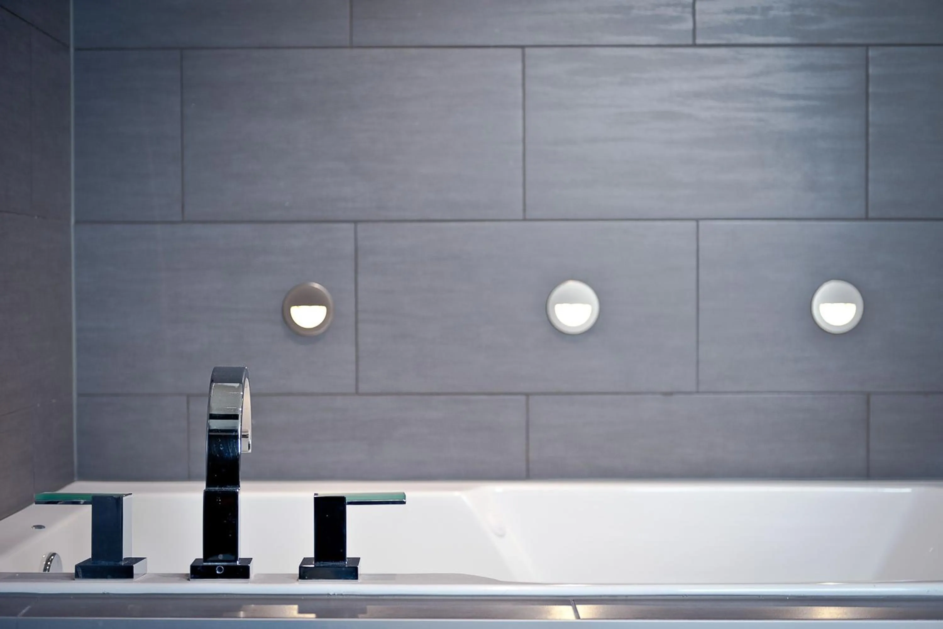 Bathroom in Leslie Hotel Ocean Drive