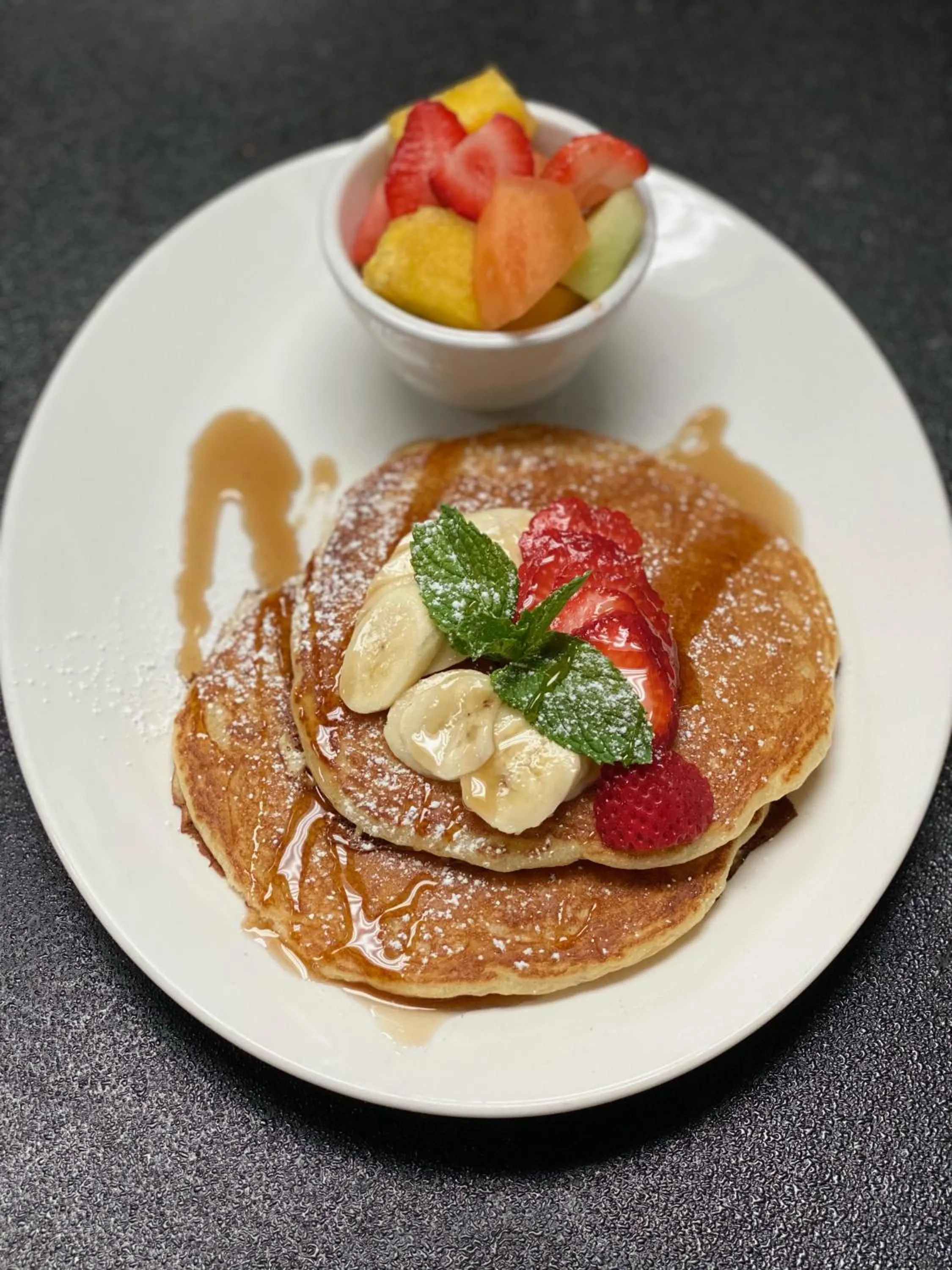 Breakfast in Leslie Hotel Ocean Drive