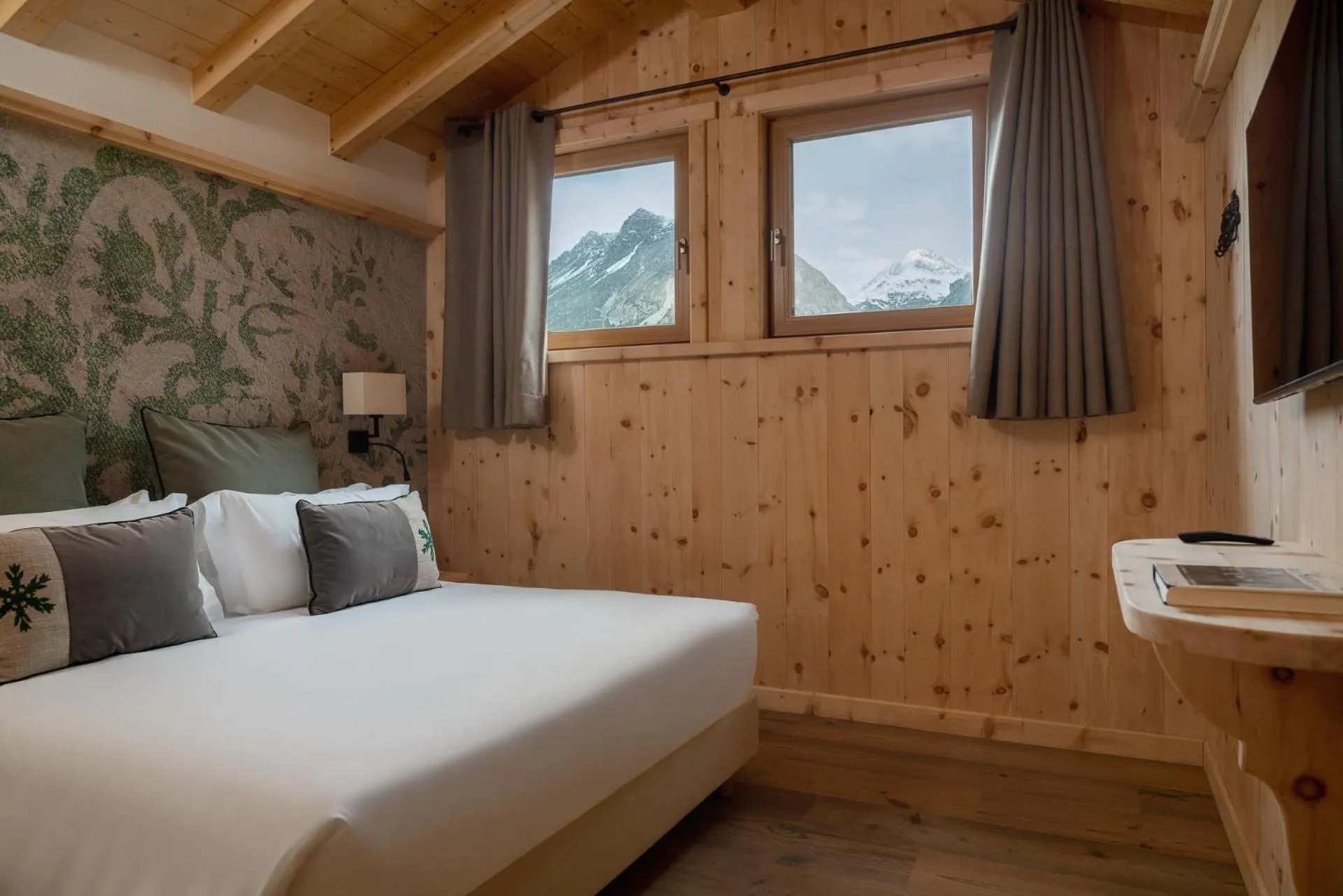 Bed in Hotel Baita Dei Pini